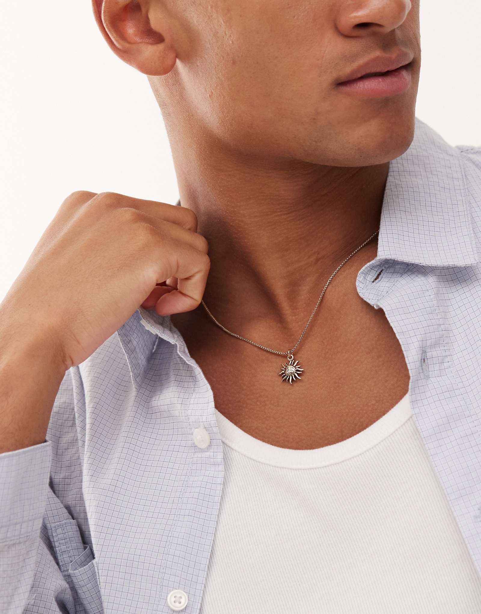 Классическое ожерелье-цепочка с подвеской в виде лагуны 77 пробы из золота 2990₽