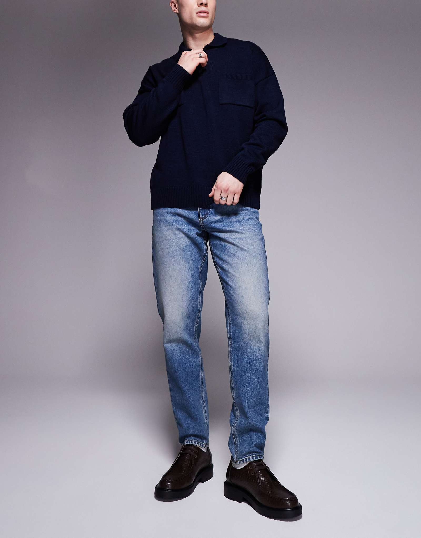 ДИЗАЙНЕРСКИЕ джинсы ASOS зауженного кроя темно-синего оттенка 8190₽