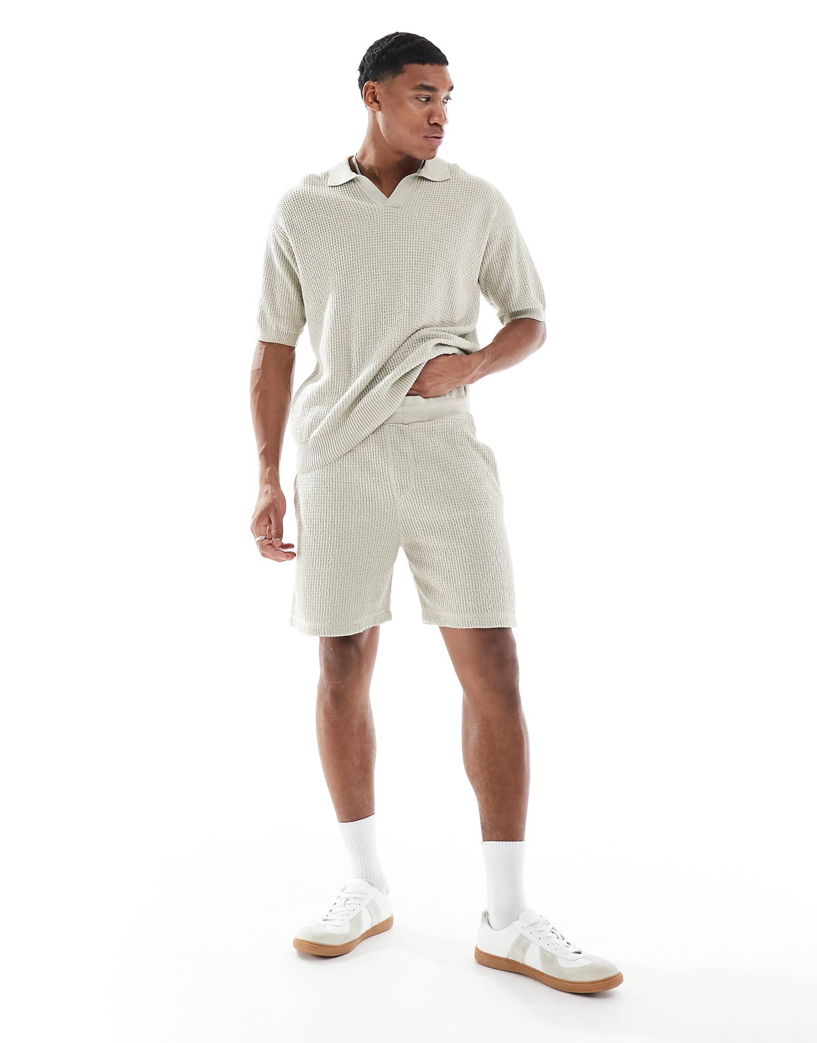 Обычные вафельные шорты BOSS Orange Amoffle с кремом