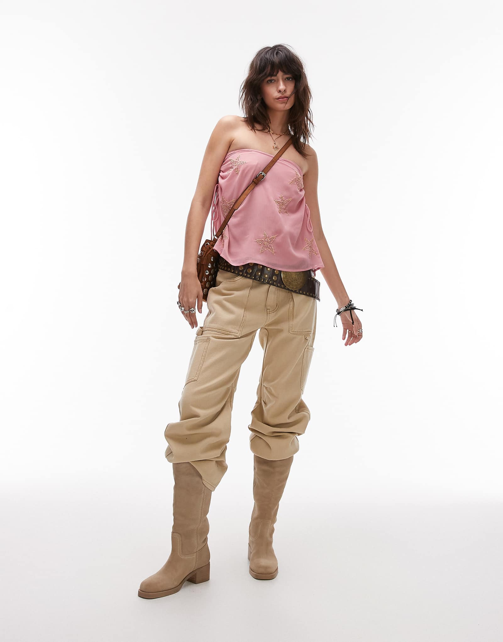 Широкие джинсы Lioness miami с низкой посадкой и карманами из стираного экрю 10090₽