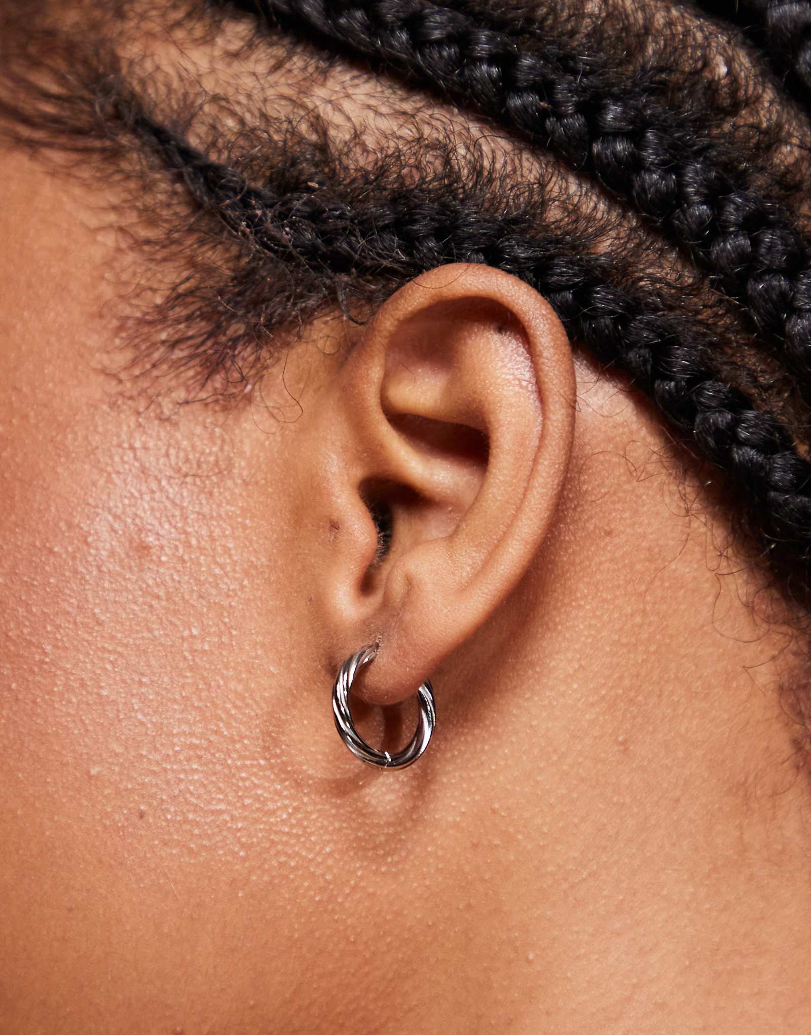 Горловина на линии 15 мм с золотыми обручами из нержавеющей стали серебристого цвета