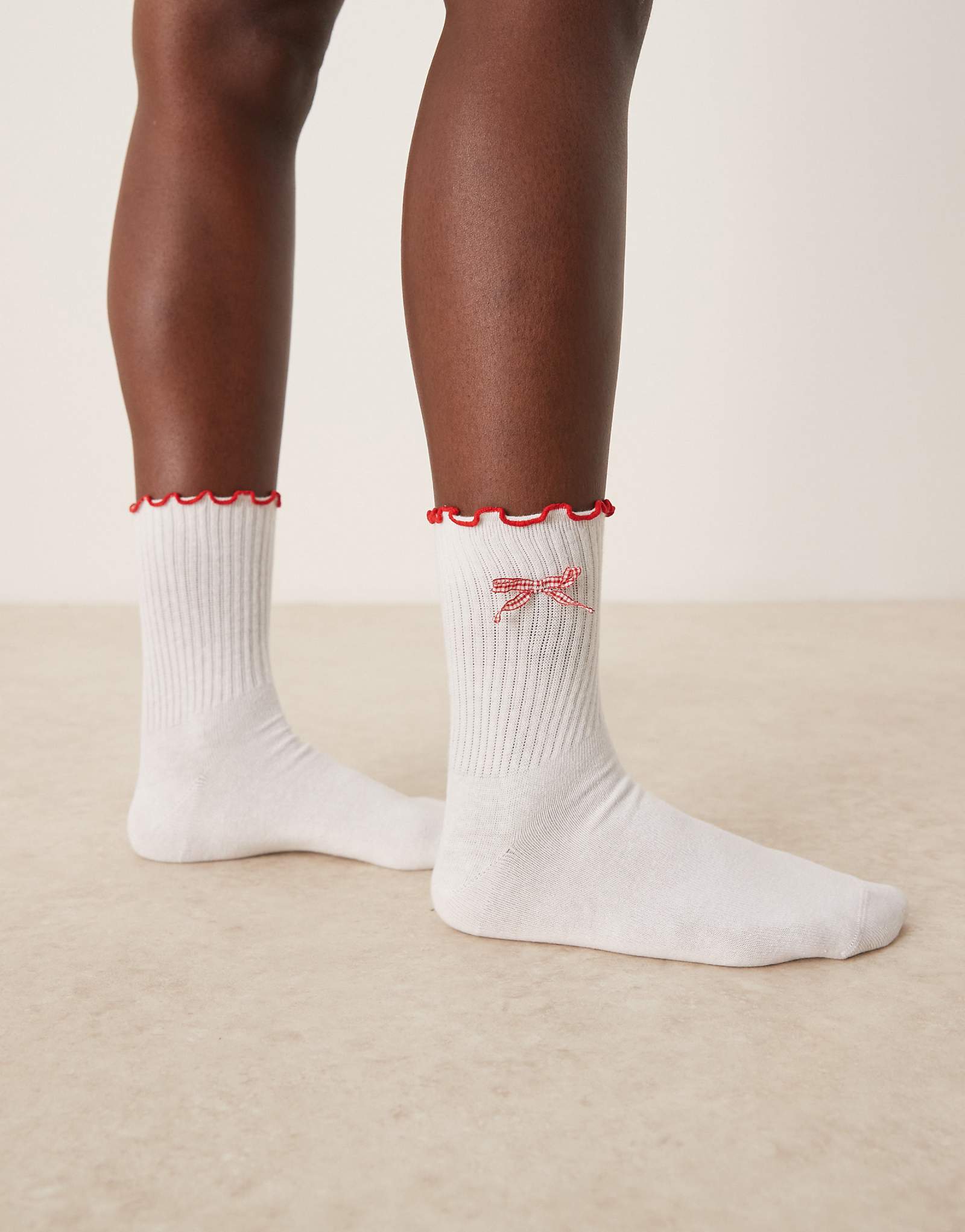 ДИЗАЙНЕРСКИЕ носки ASOS с оборками и бантом в полоску 1690₽