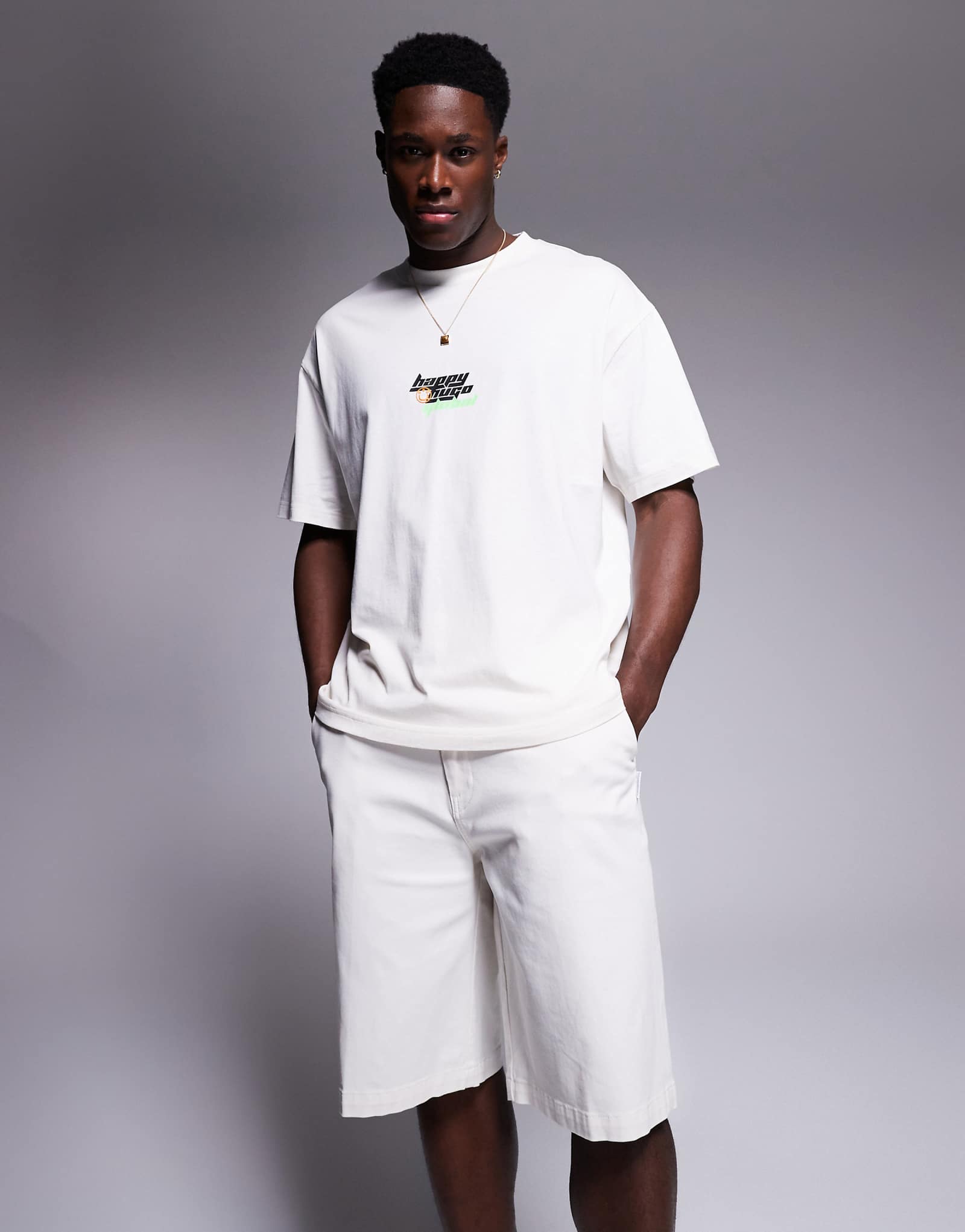 Синие мешковатые шорты HUGO синего цвета из камня 16790₽