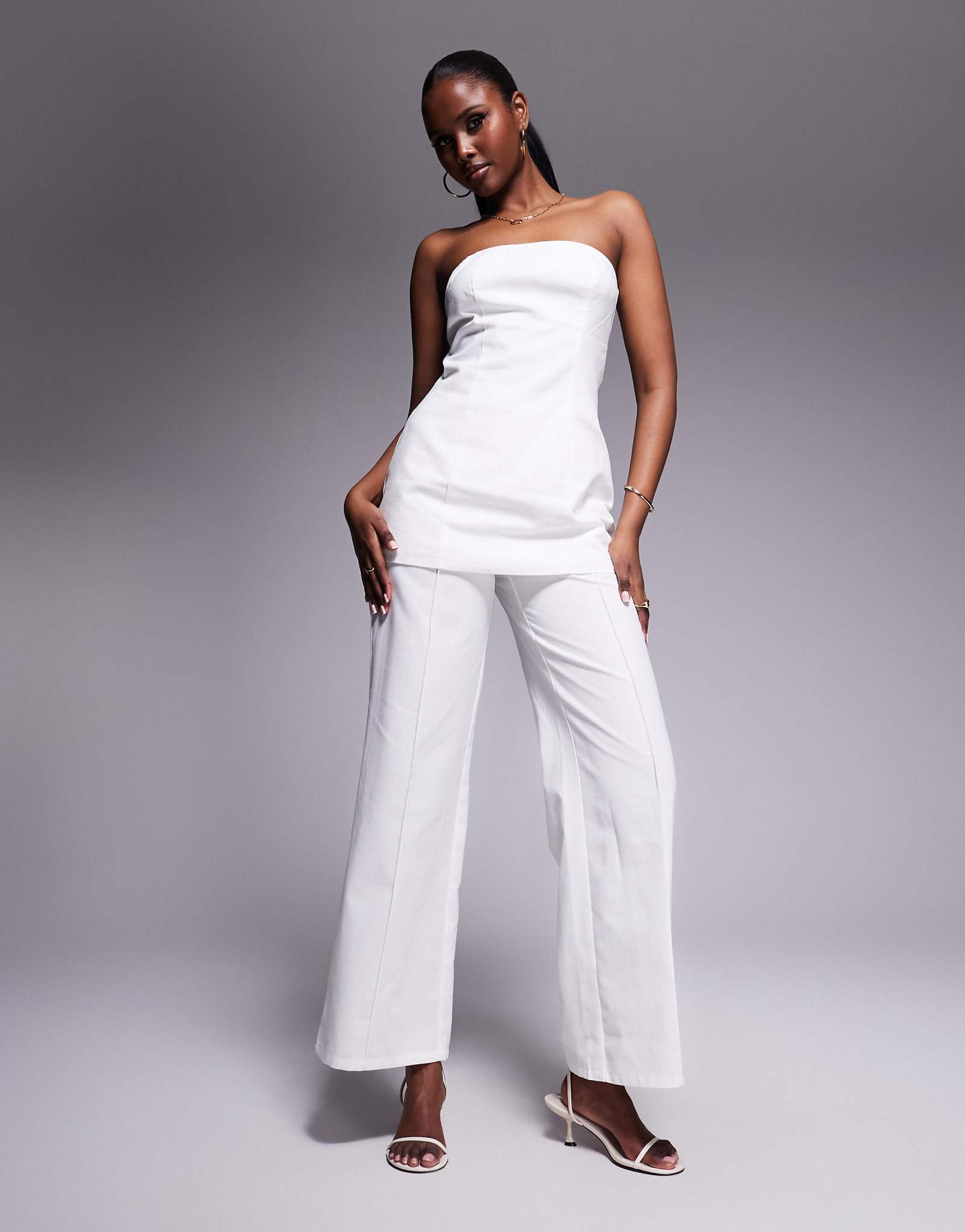 Широкие брюки из льняной смеси Kaiia белого цвета сшитые на заказ - часть комплекта 9090₽