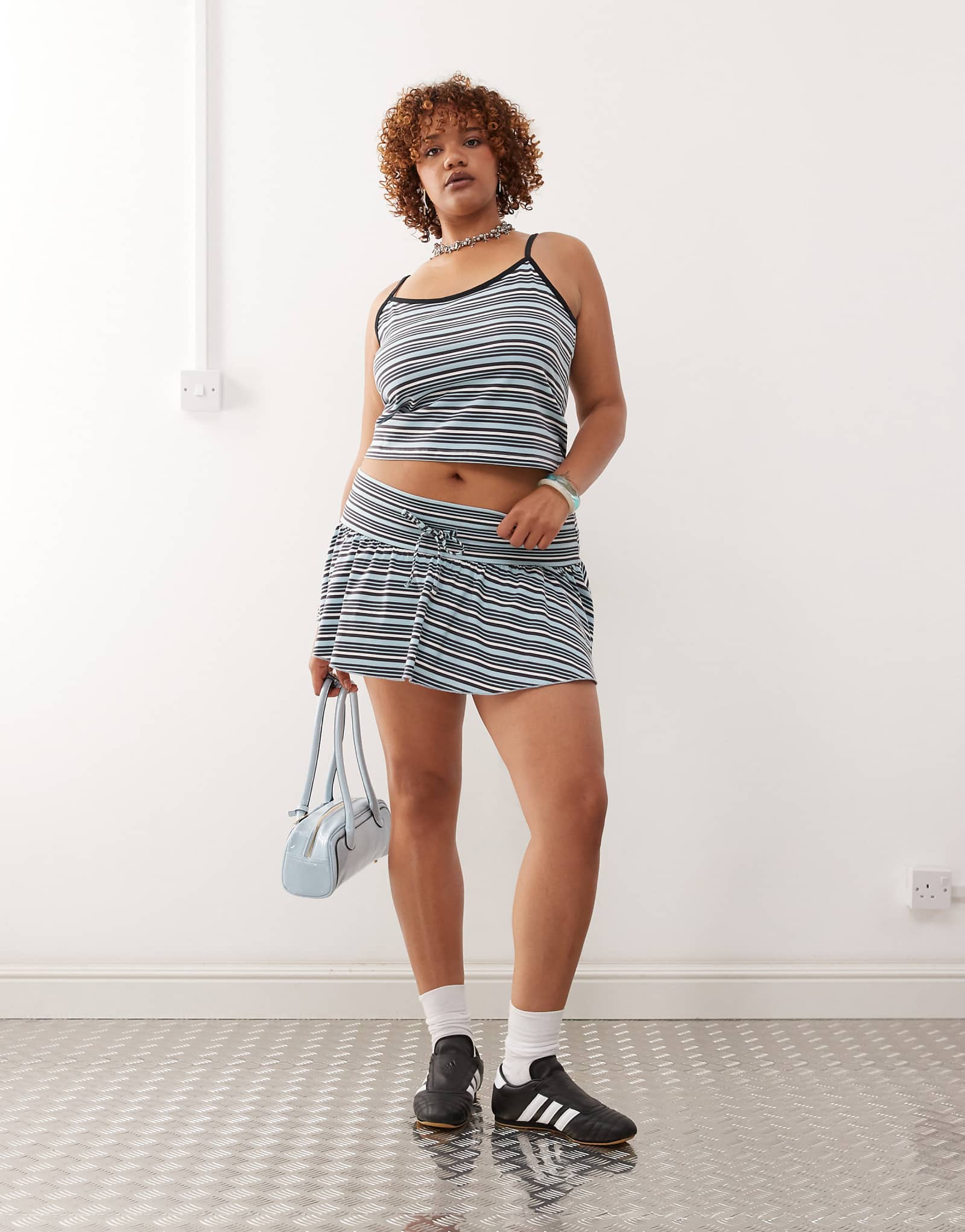 Мини-юбка в полоску с оборками из сговора 3790₽