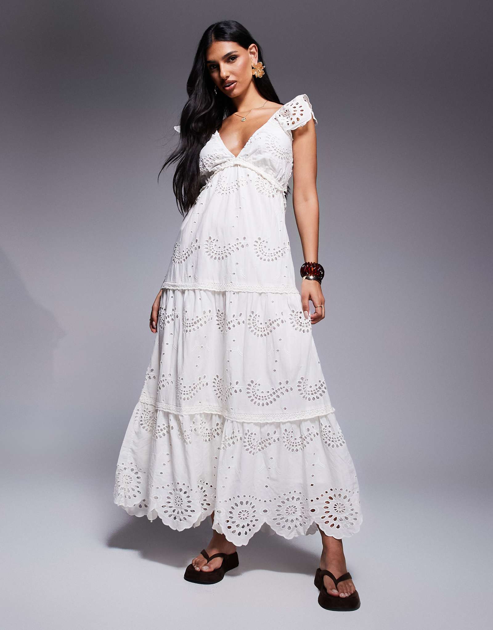 Миди-платье River Island broderie кремового цвета