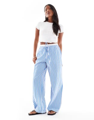 Широкие брюки в синюю полоску с двойным поясом Vero Moda Petite