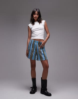 Шорты с широкими штанинами в полоску от Topshop в разноцветную полоску