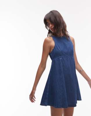 Легкое мини-платье из джинсовой ткани Topshop с вырезом лодочкой средне-синего цвета