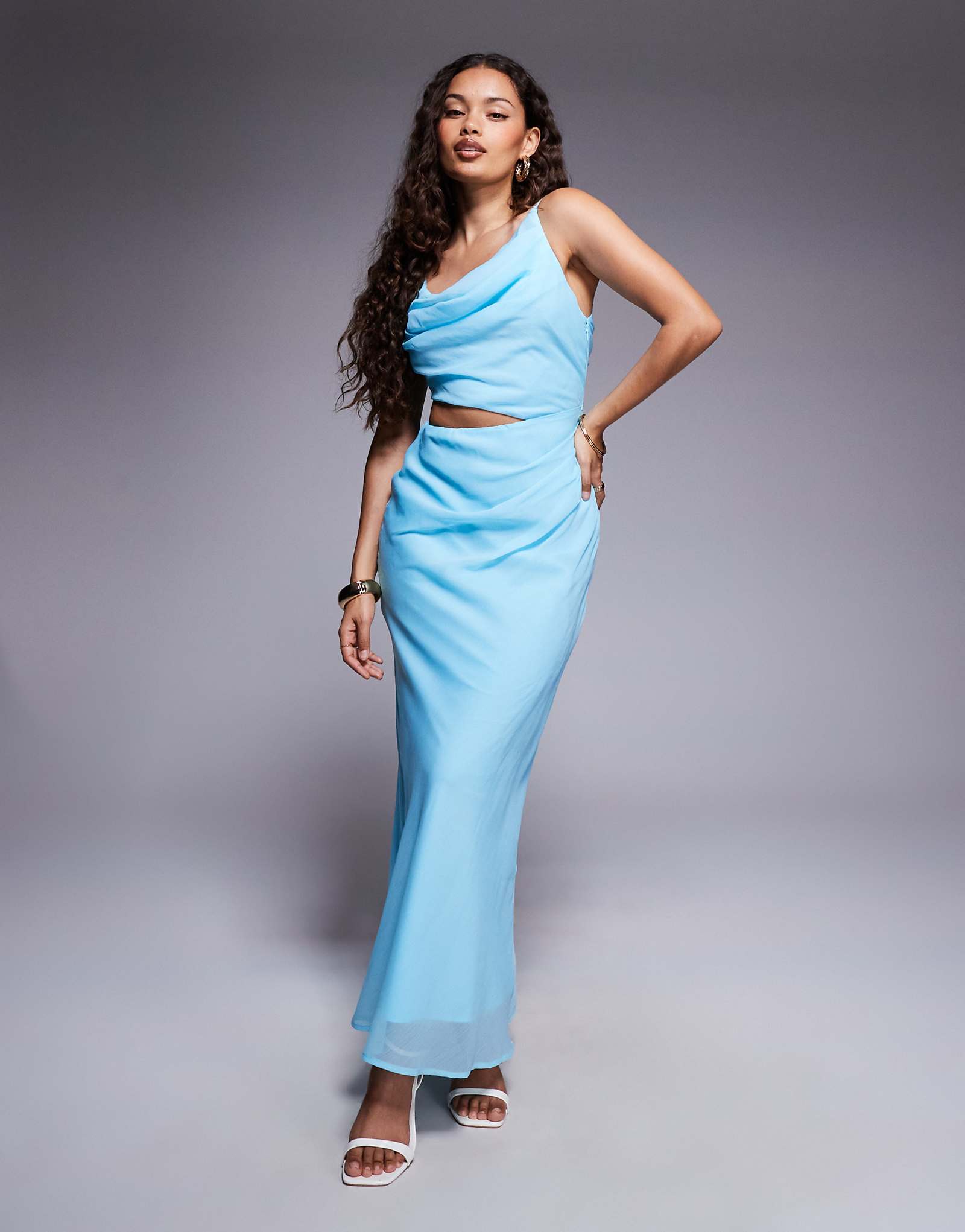 Миниатюрное асимметричное платье макси из двух частей с драпировкой от ASOS DESIGN цвета морской волны 9790₽