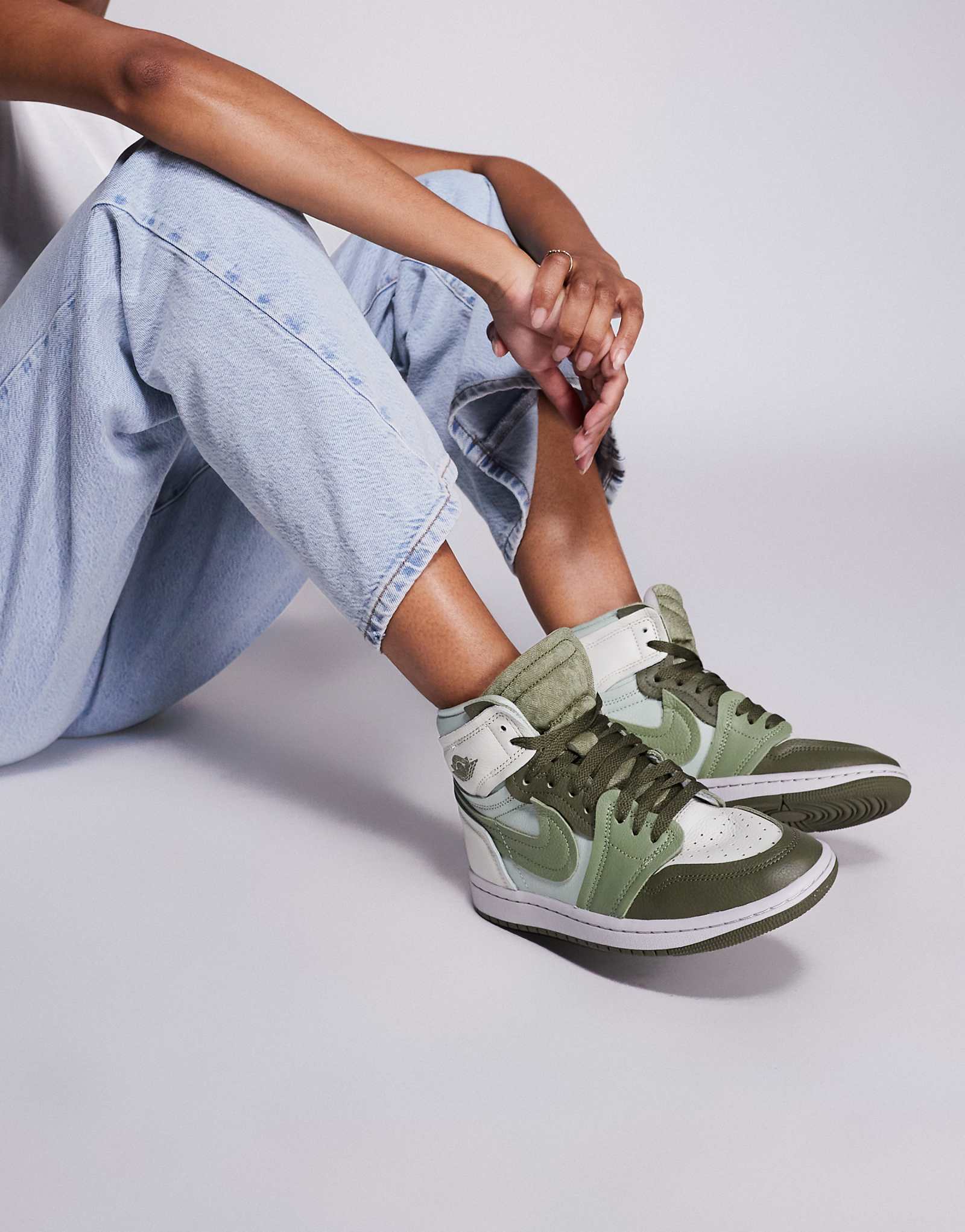 Кроссовки Nike Air Jordan 1 высокого качества зеленого цвета 25790₽