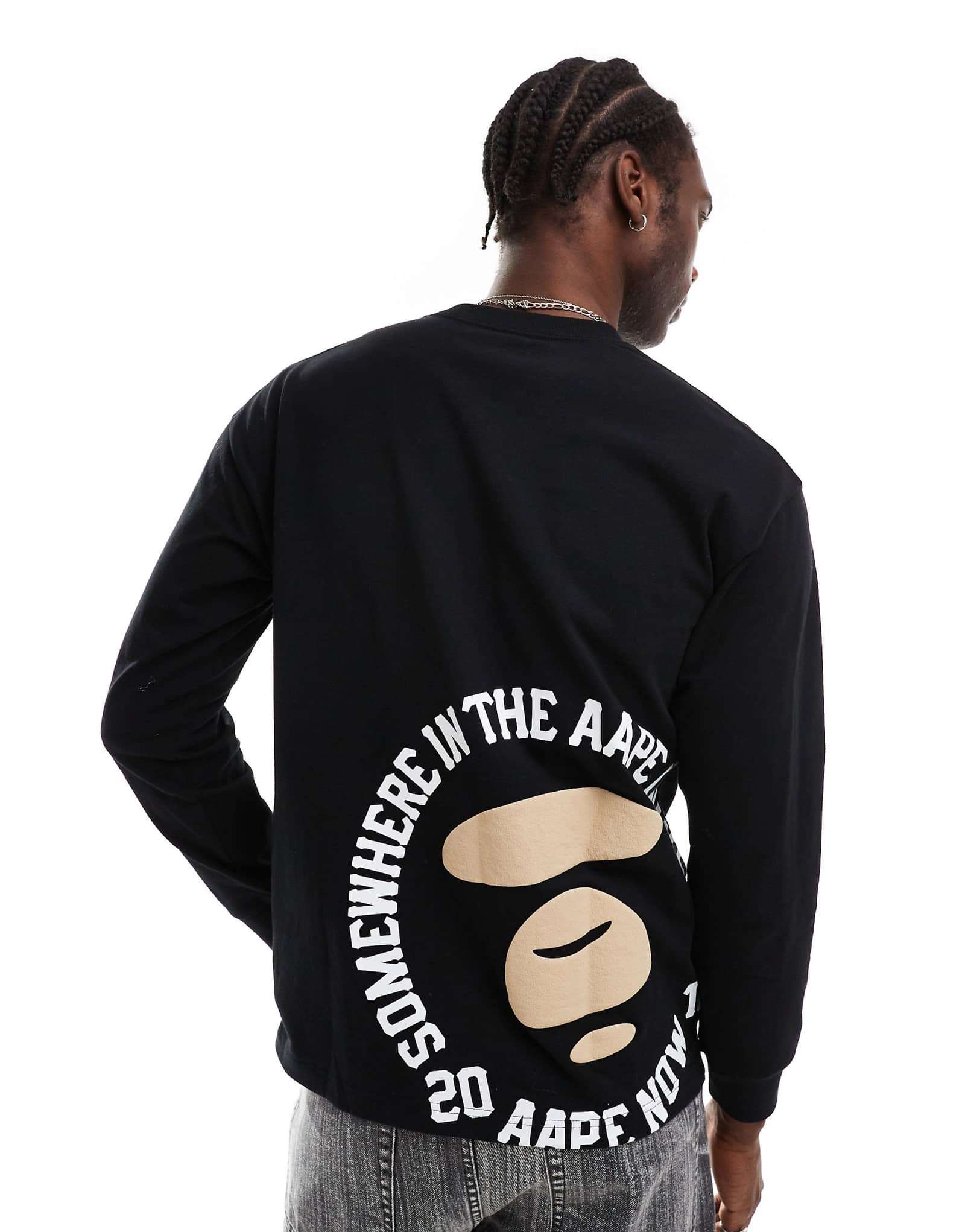 Футболка с логотипом AAPE by A Bathing Ape черного цвета с длинным рукавом 17990₽