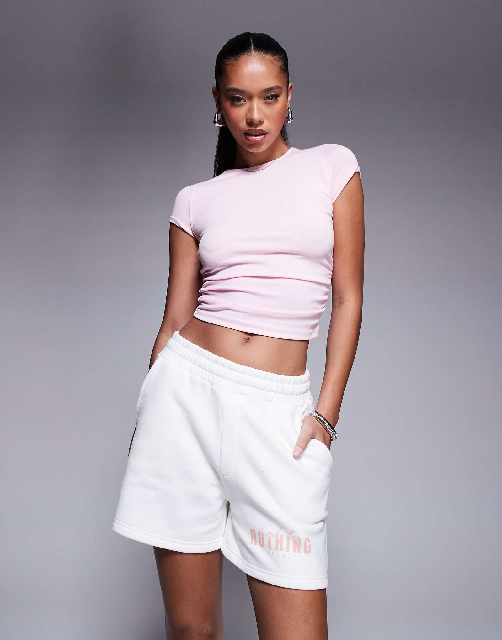 Шорты с логотипом Good For Nothing butterfly темно-белого цвета