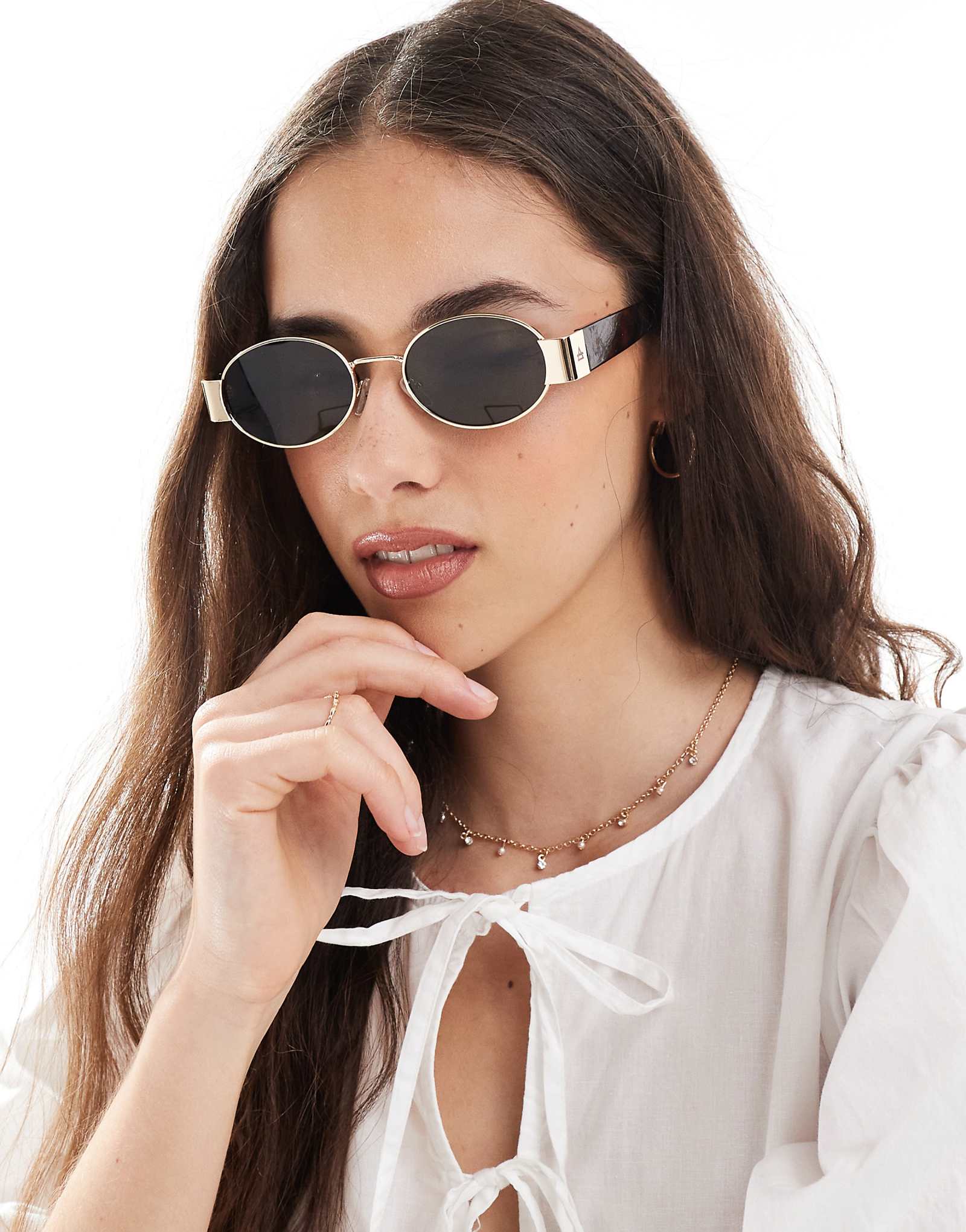 Солнцезащитные очки Aire Mars II в тонкой овальной металлической оправе с тортиком 7690₽