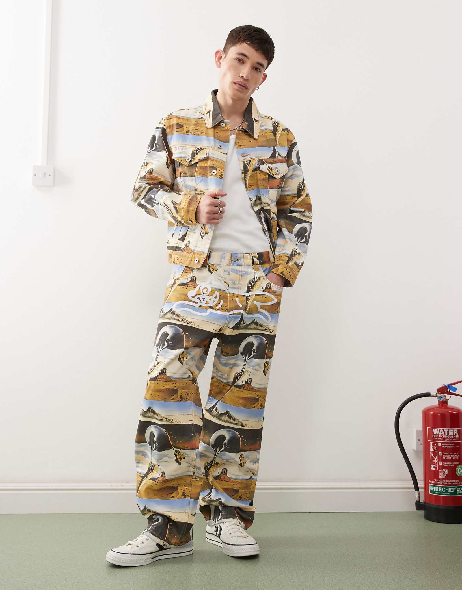 Джинсы прямого кроя с принтом ICECREAM dreamscape по всей длине из нескольких частей комплекта 36890₽