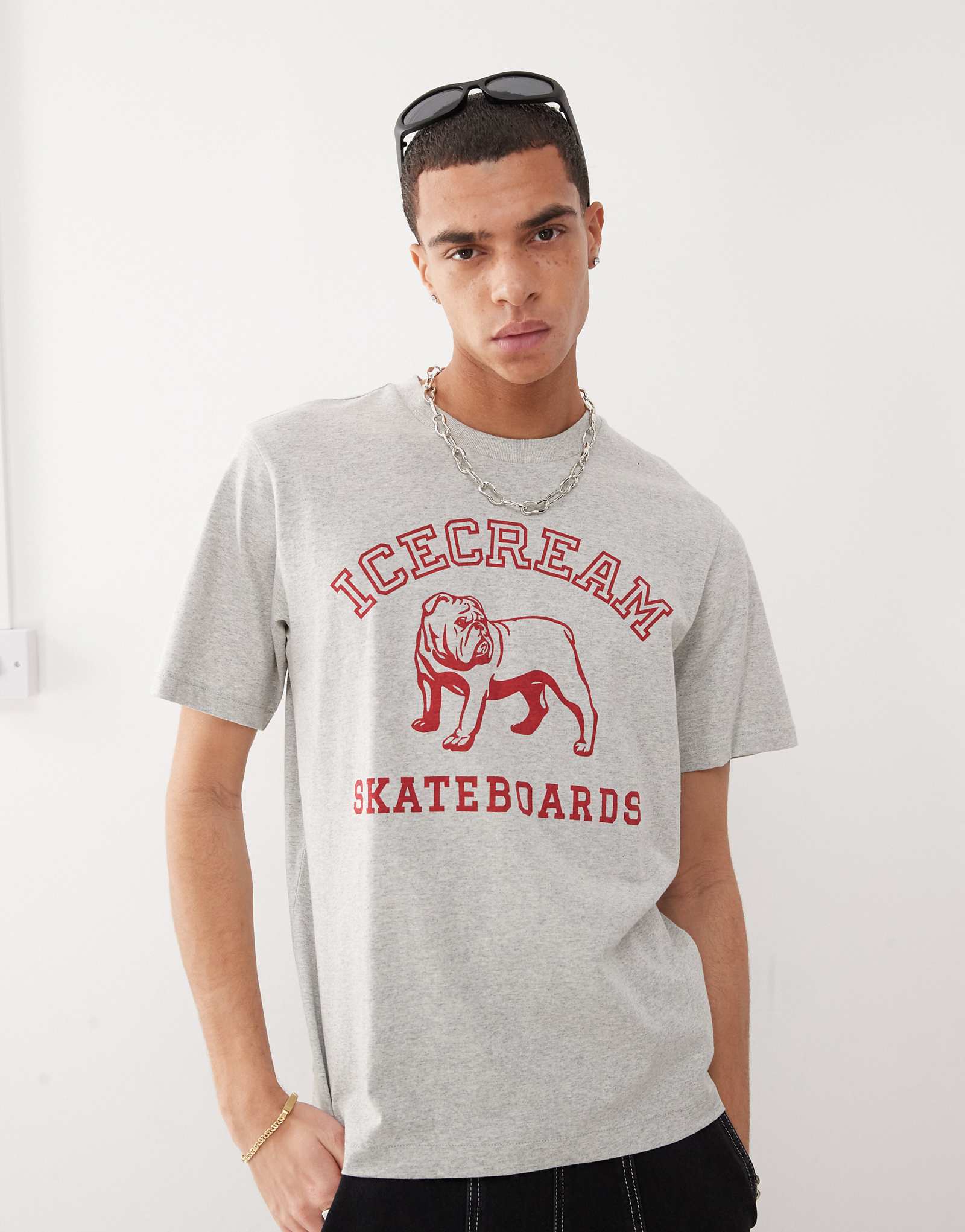 Футболка с коротким рукавом ICECREAM bulldog серого цвета 10690₽