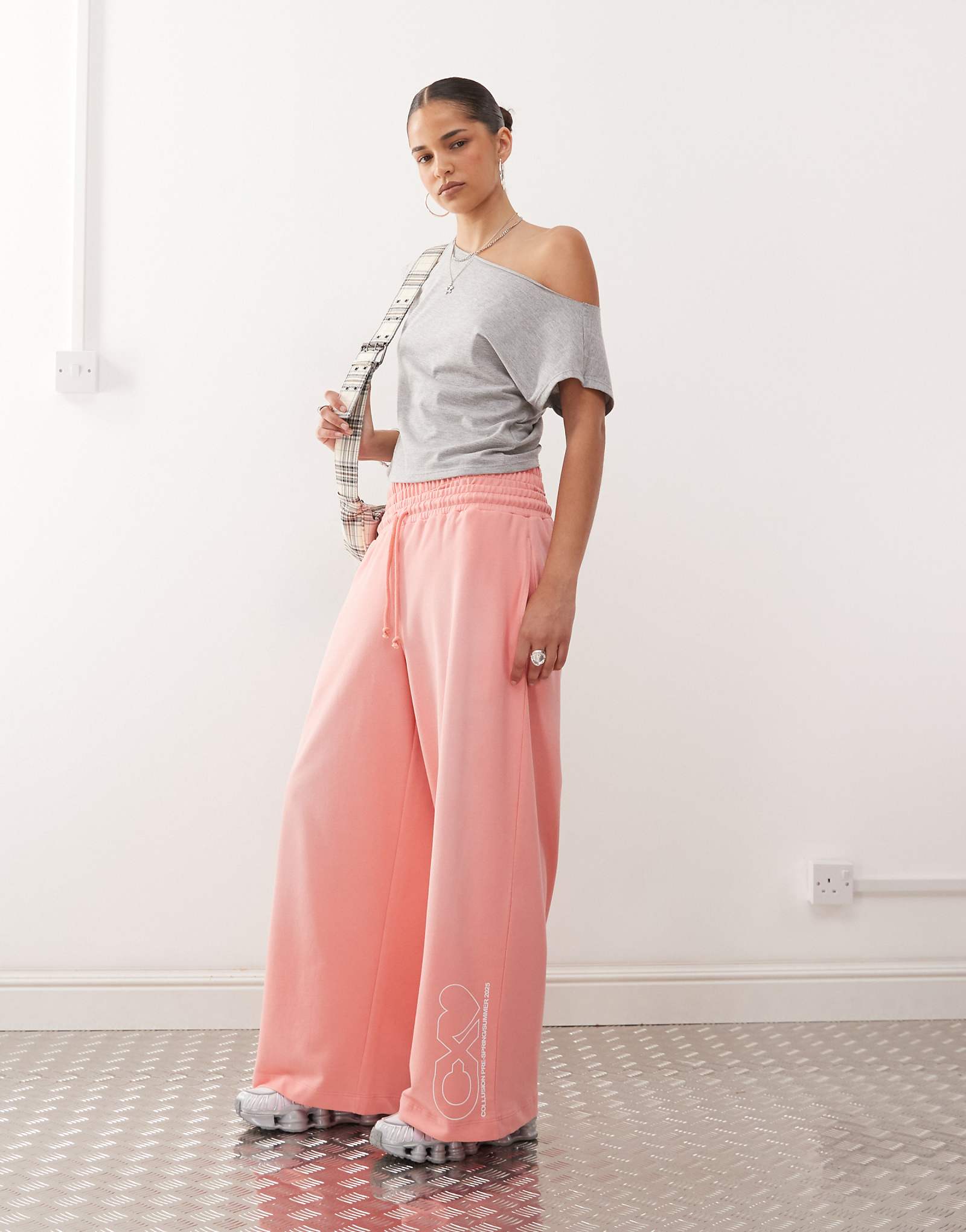 СГОВОР расслабил стираные спортивные штаны cx