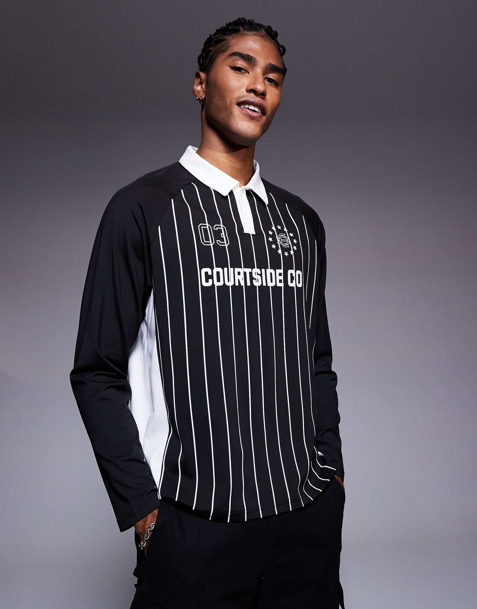 Спортивный топ с длинным рукавом и логотипом на вставке черного цвета