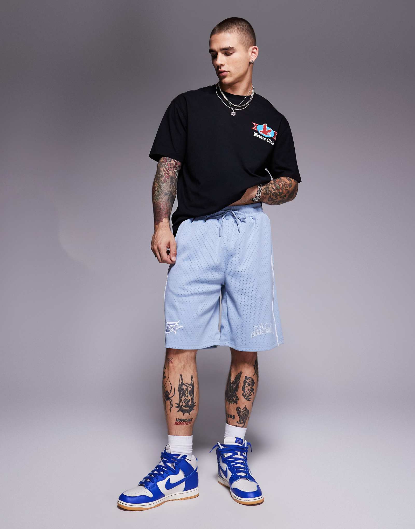 Непринужденные шорты синего цвета с логотипом Courtside sports