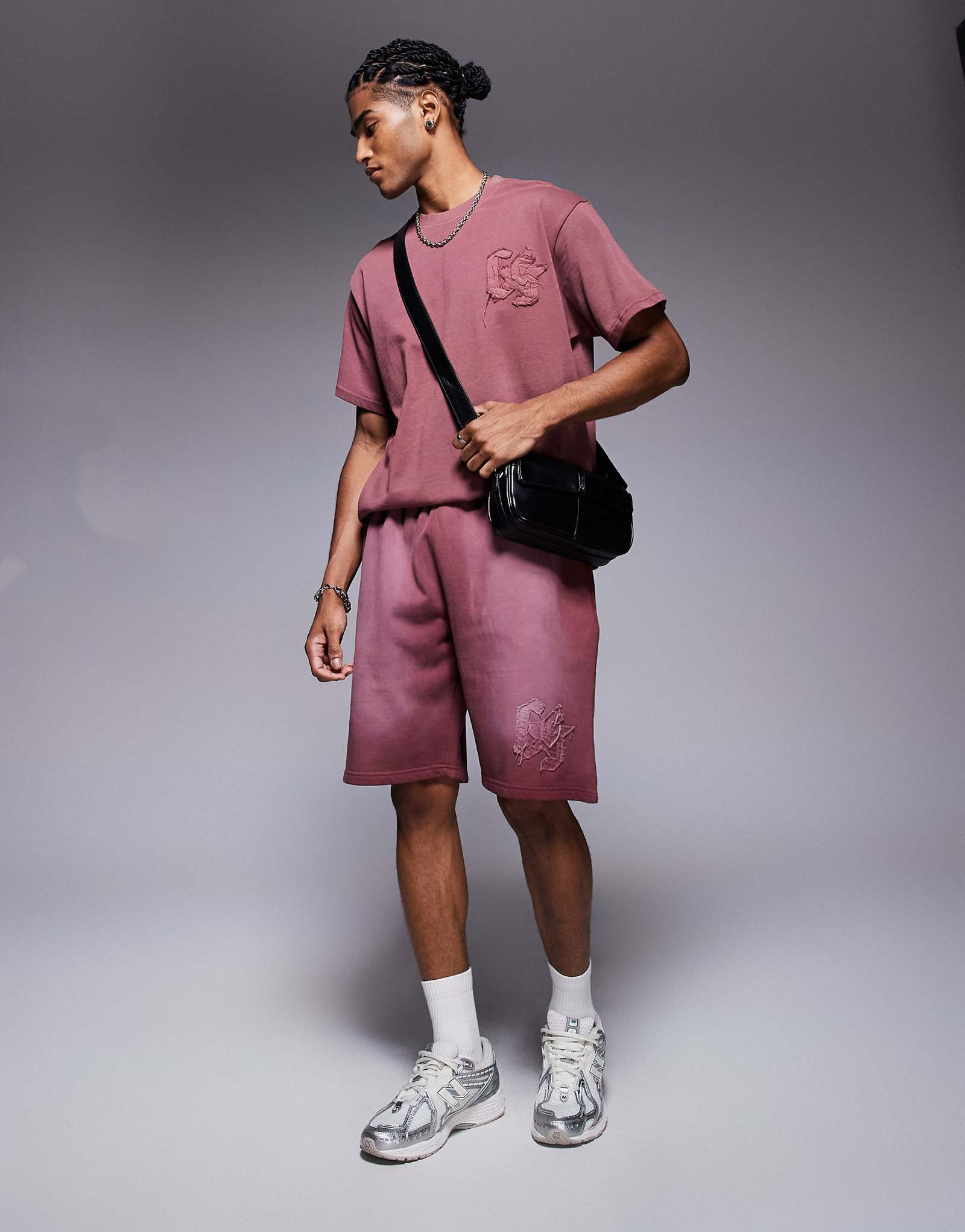 Шорты свободного кроя с логотипом по бокам из ткани washed berry - часть комплекта 8090₽