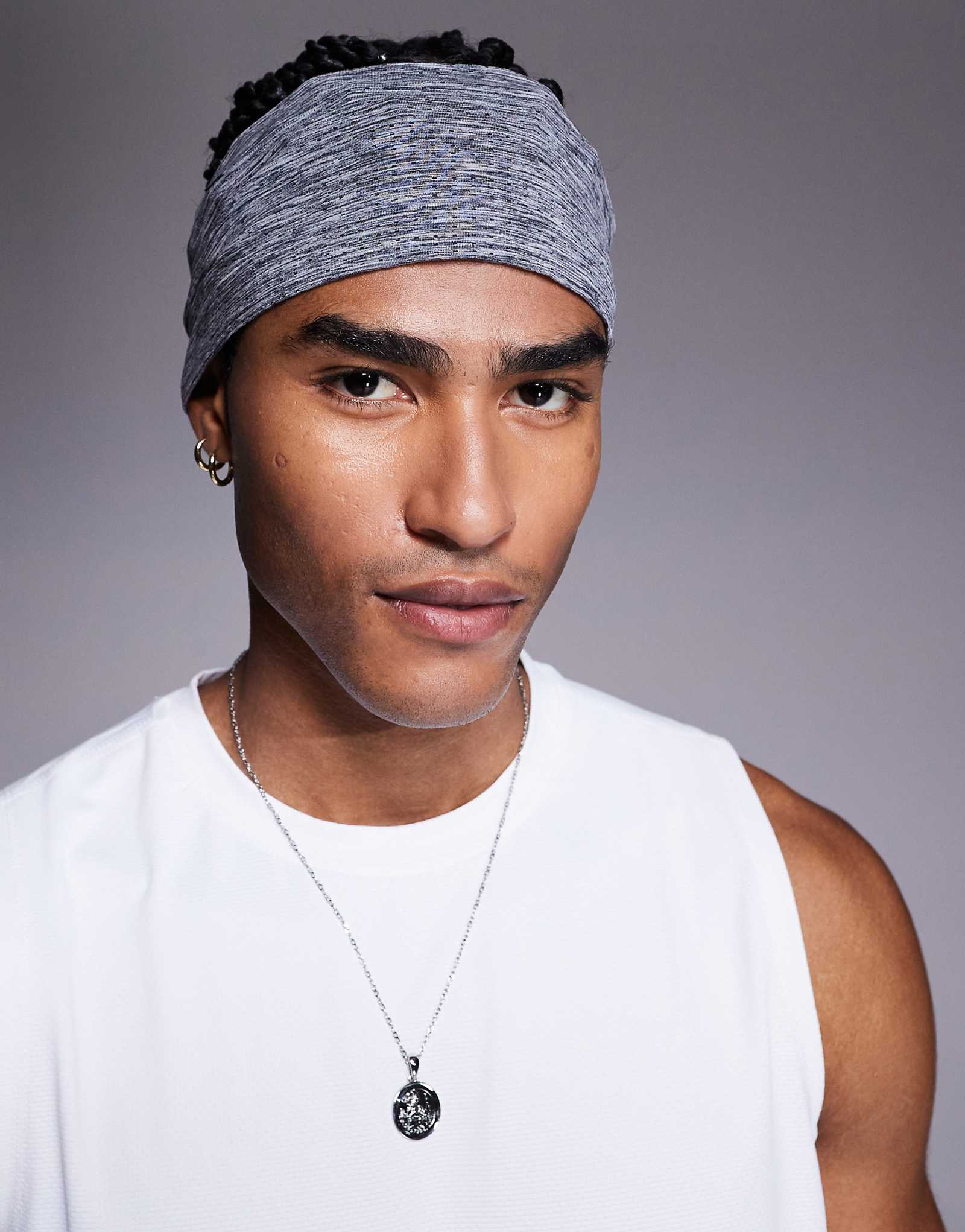 4505 бесшовная сетчатая повязка на голову из древесного угля 2090₽