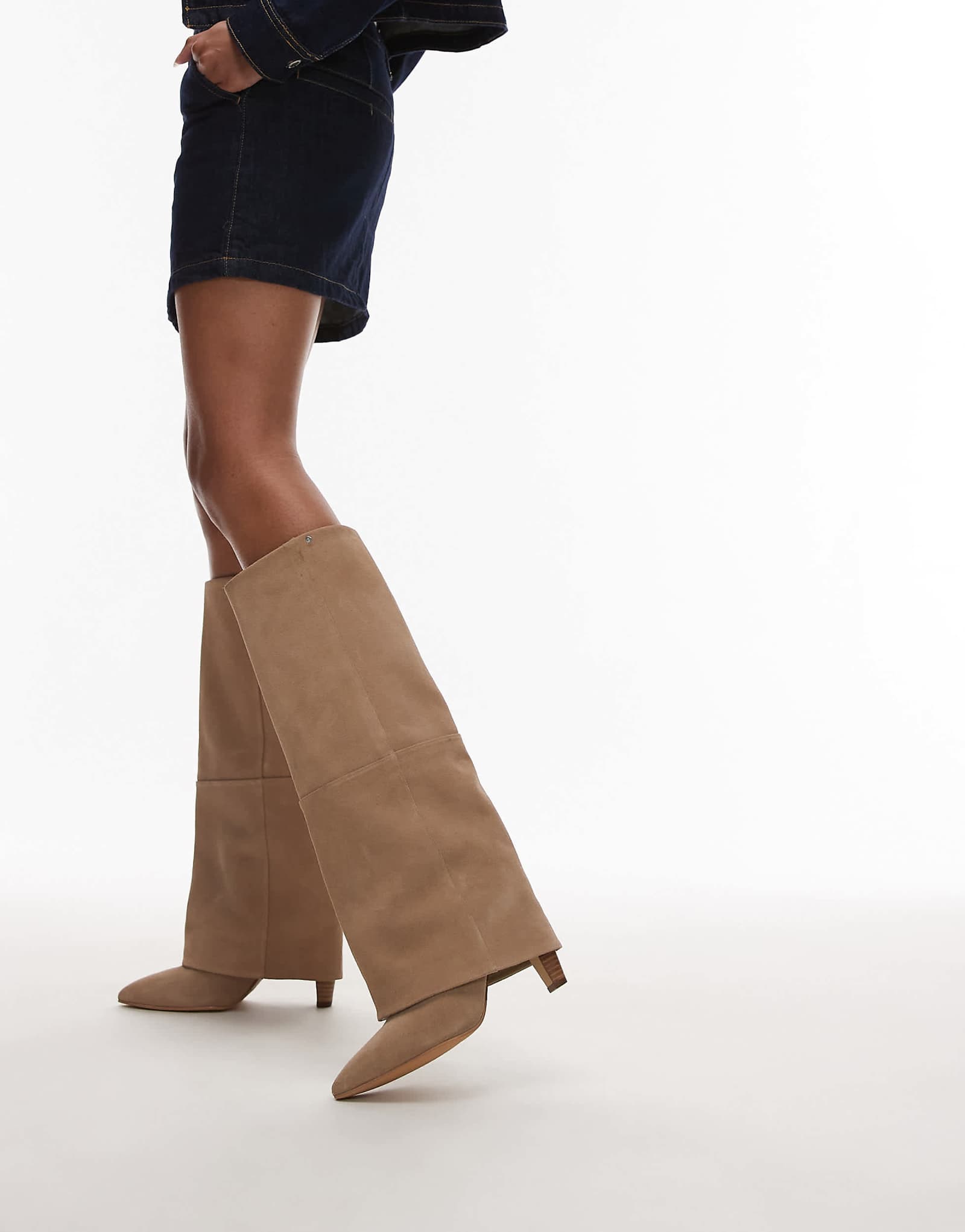 Ботфорты Bronx Jad-Ey с откидным верхом из песочной замши