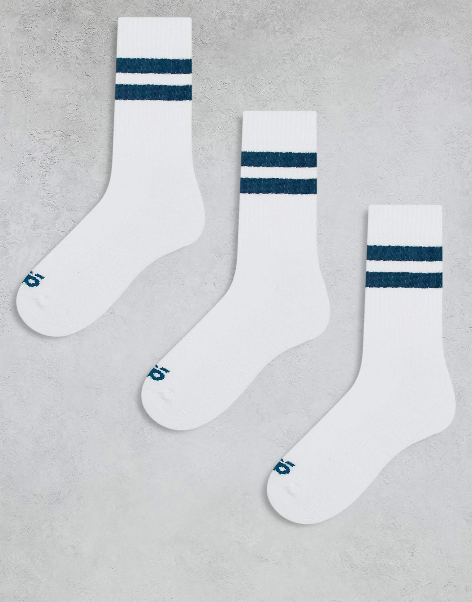 4505 3 упаковки быстросохнущих носков crew в полоску белого цвета с полосой из морской пены 3490₽