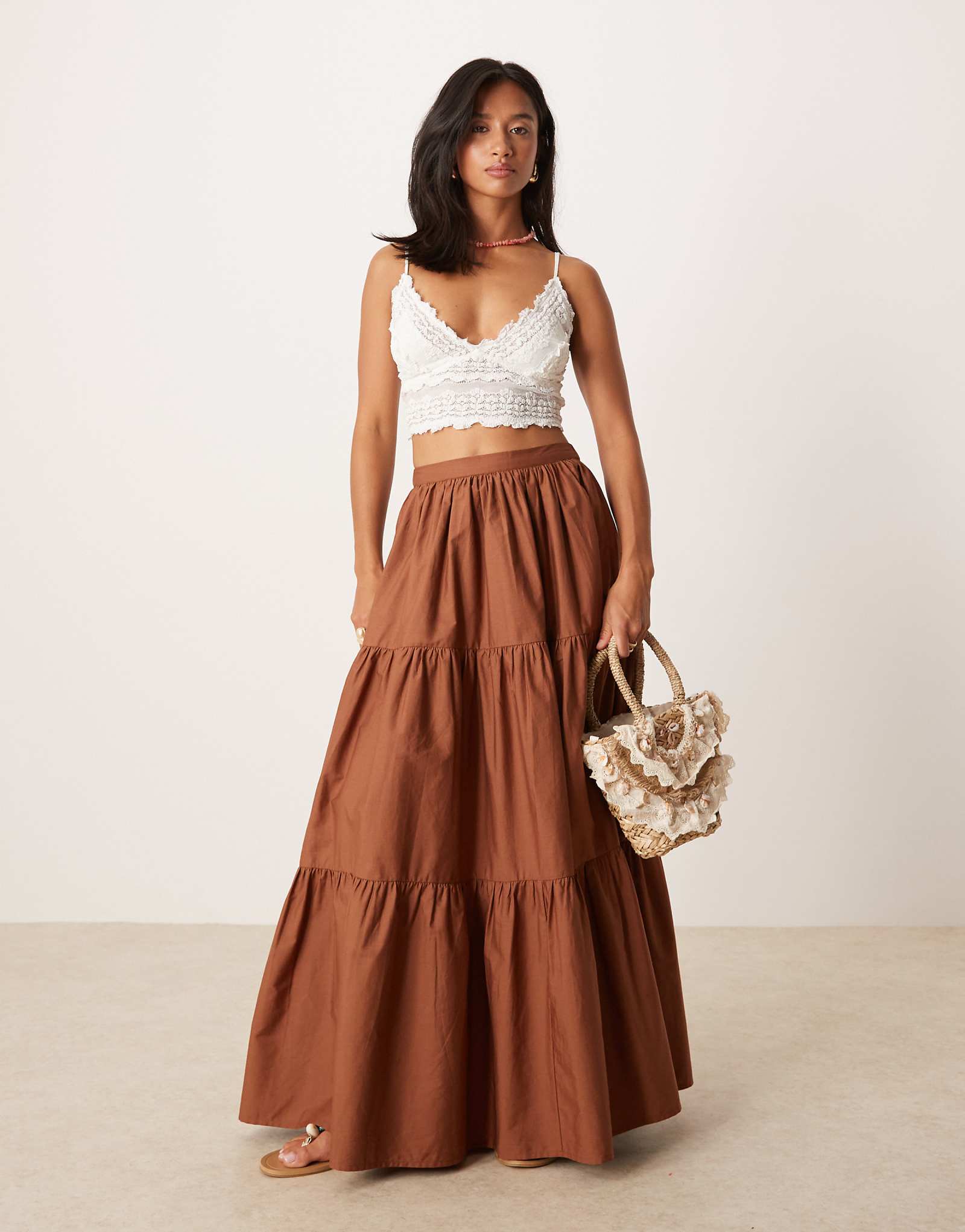 Миниатюрная многоярусная юбка макси в стиле бохо от ASOS DESIGN коричневого цвета 9190₽