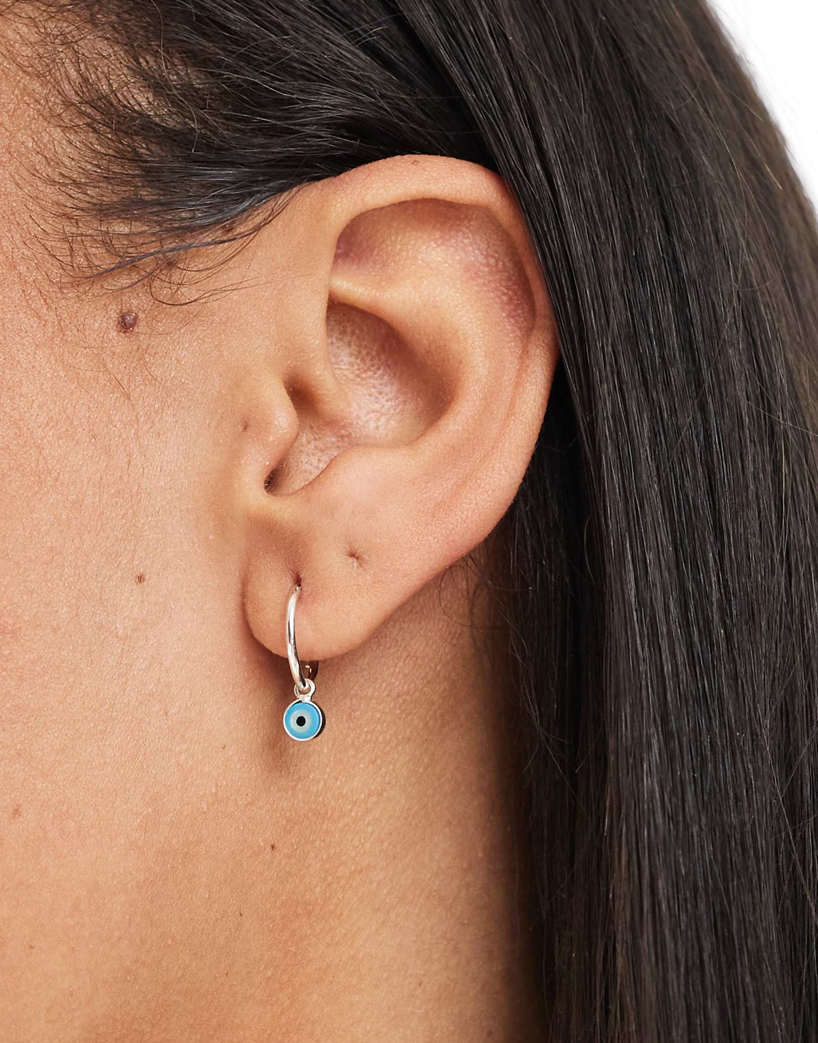 Серьги-кольца Kingsley Ryan с подвеской в виде глаз из чистого серебра 4290₽