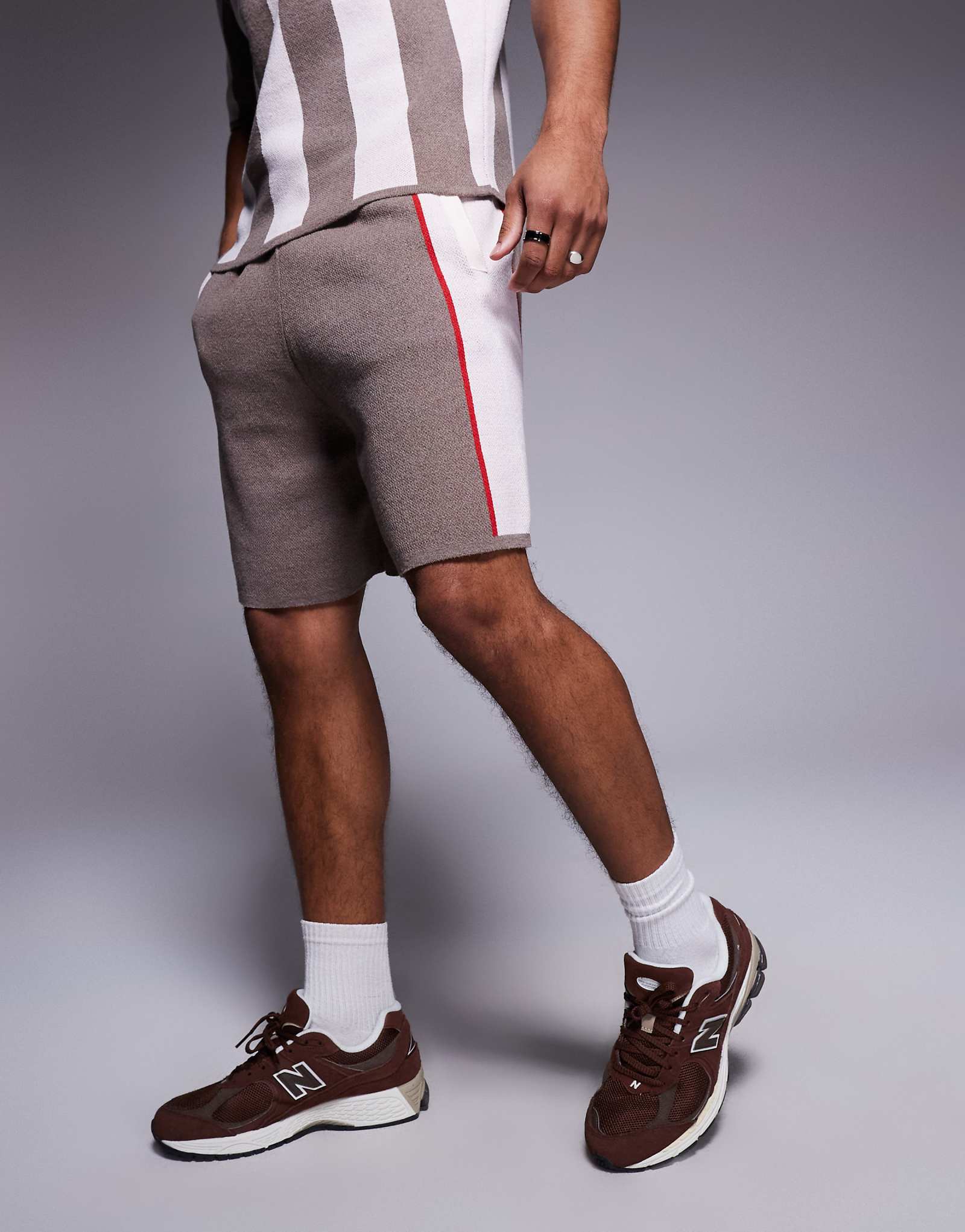 Дизайнерские трикотажные текстурированные шорты ASOS с боковой полосой из камня - часть комплекта 7790₽