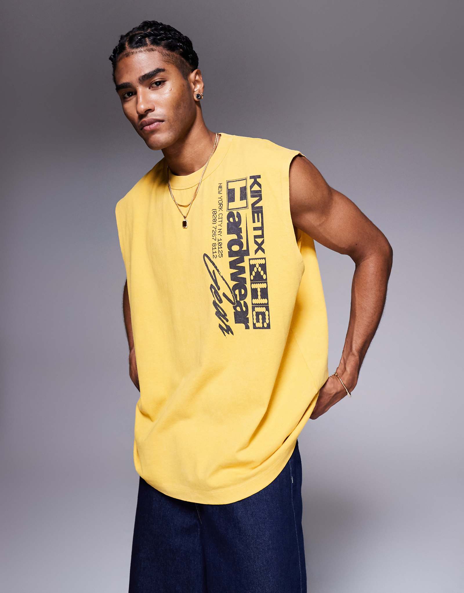 ДИЗАЙН ASOS - объемный резервуар с текстовой графикой весом 220 г окрашенный в желтый цвет 3890₽