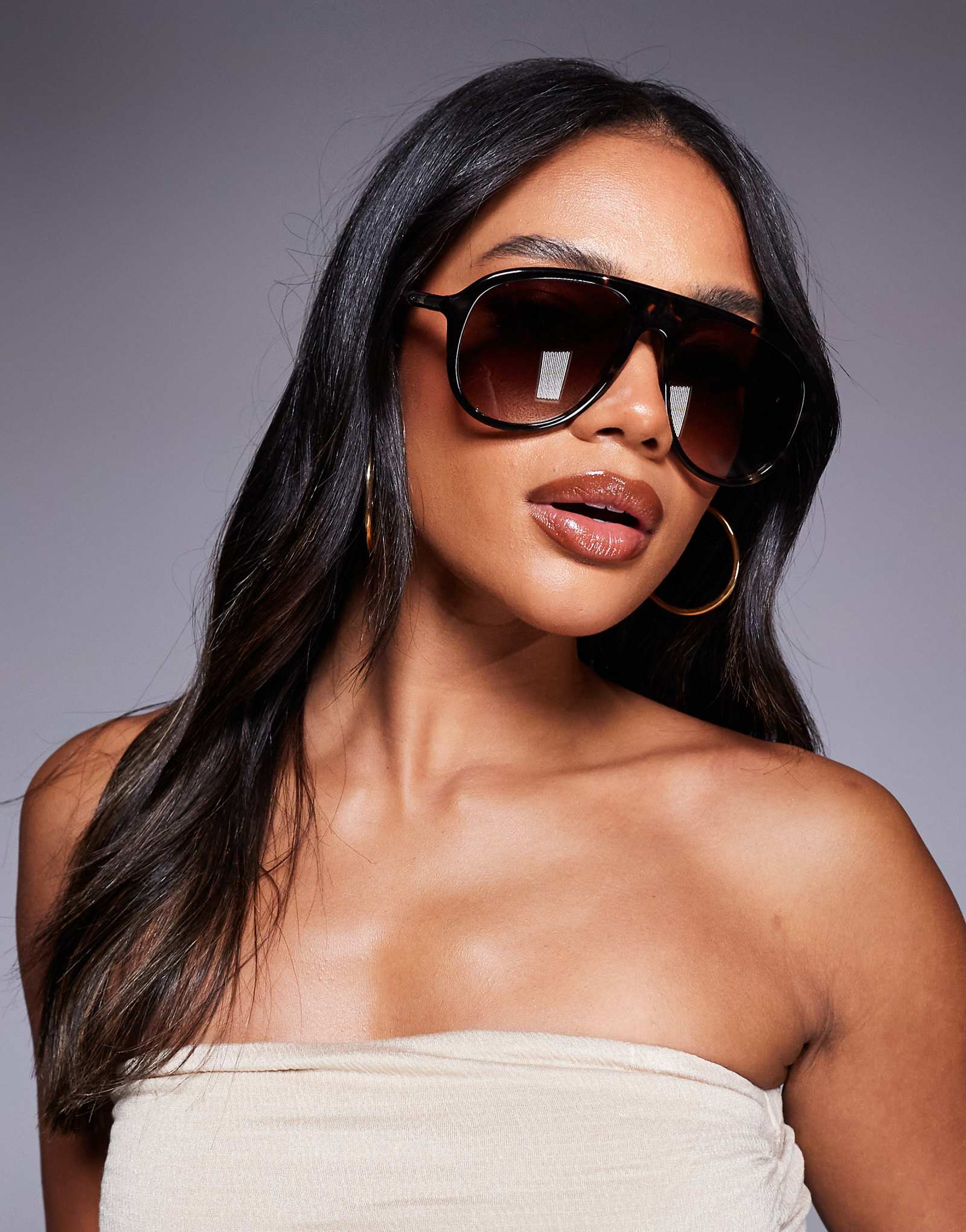 Солнцезащитные очки-авиаторы Quay chart topper в черепаховом панцире 13790₽