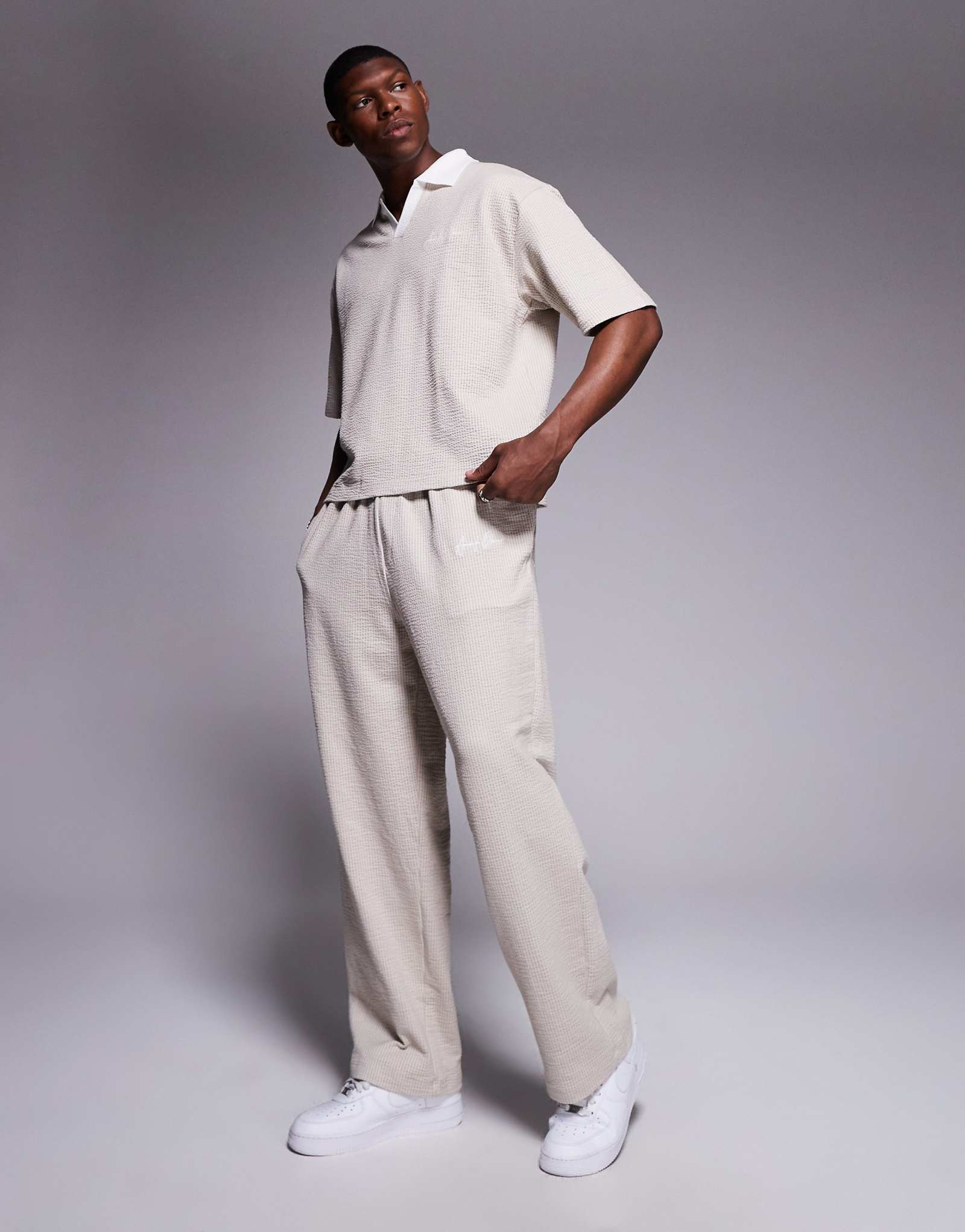 Широкие брюки с фактурой River Island из камня - часть комплекта 10190₽