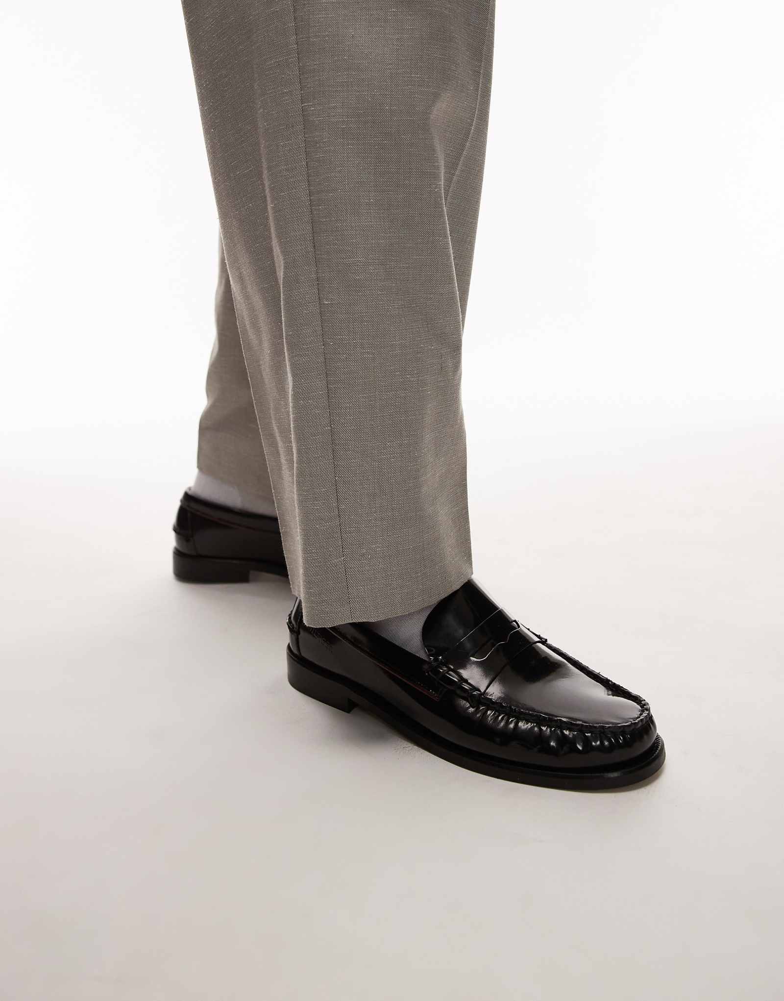 Классические кожаные мокасины Tommy Hilfiger черного цвета 42790₽