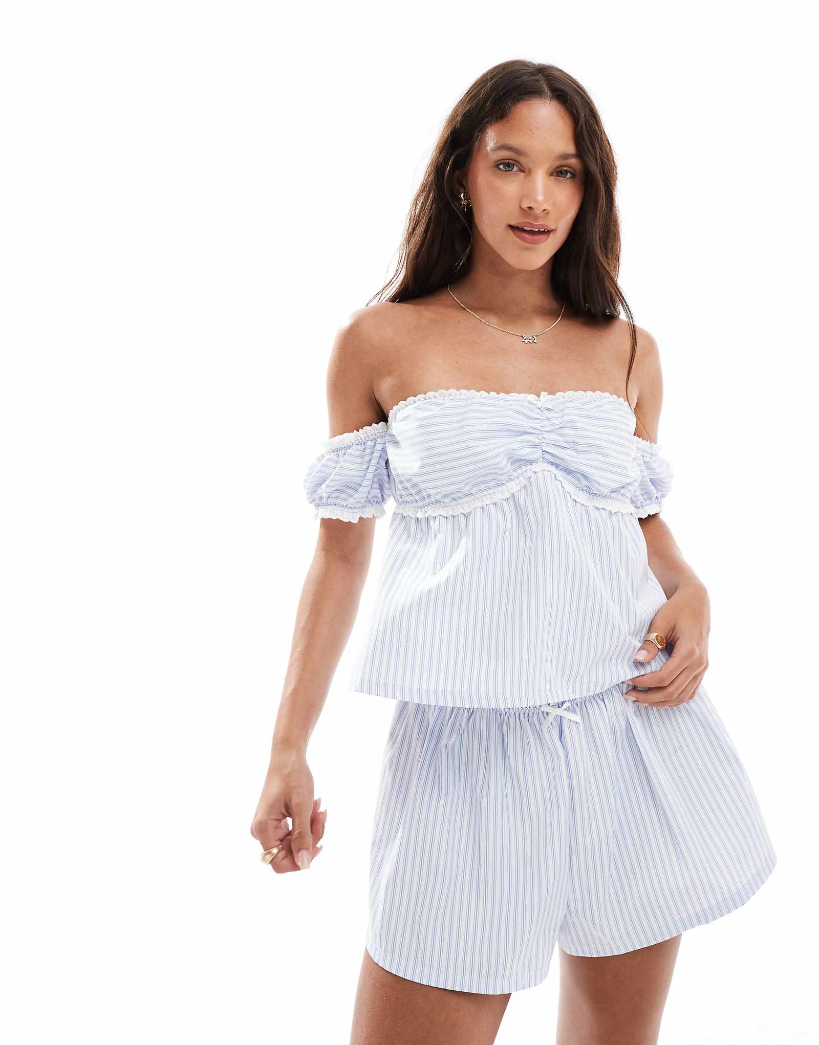 Эксклюзивные шорты-бантики Frolic в синюю и белую полоску - часть комплекта 6390₽