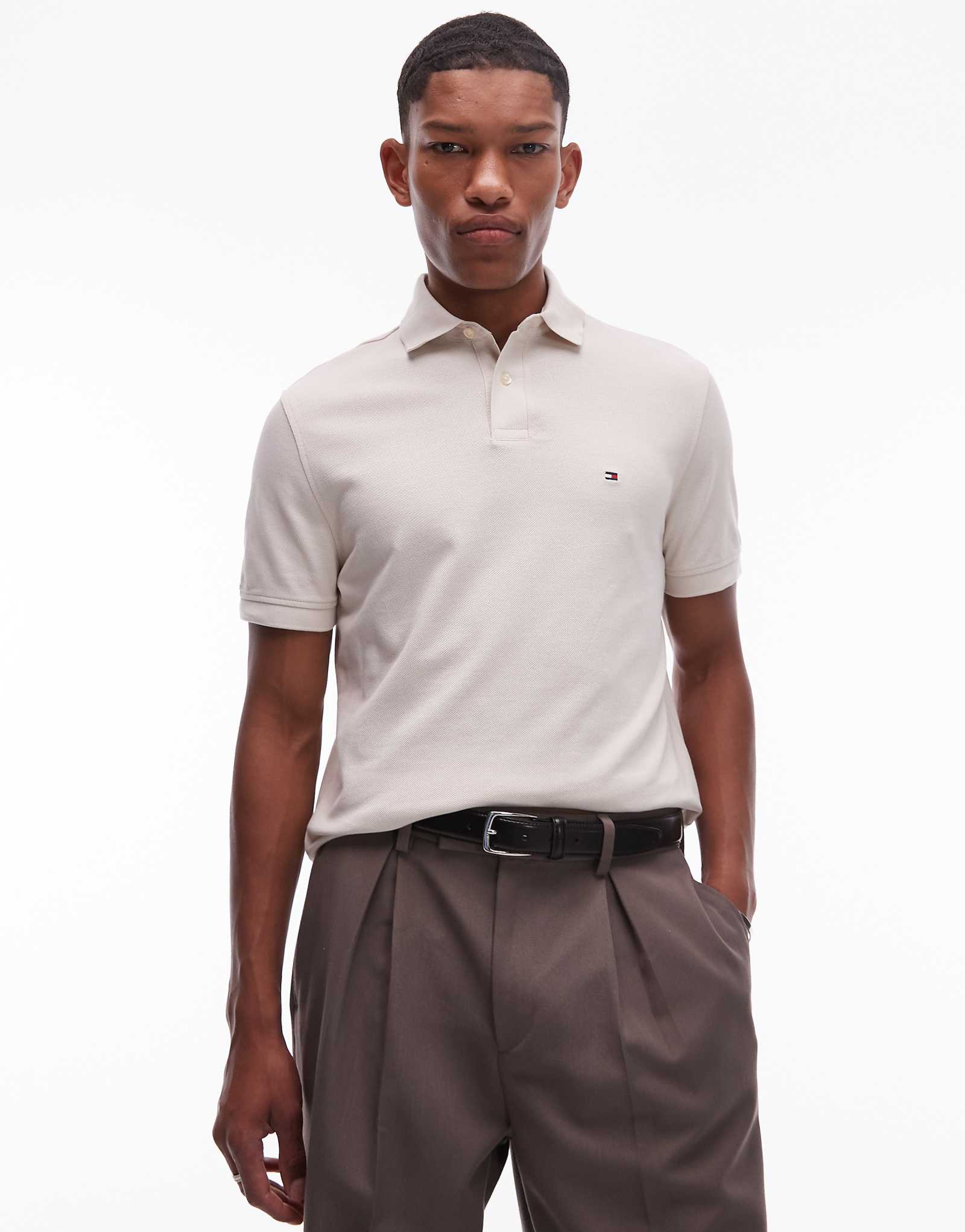 Обычная рубашка-поло Tommy Hilfiger 1985 года выпуска белоснежного цвета 22490₽