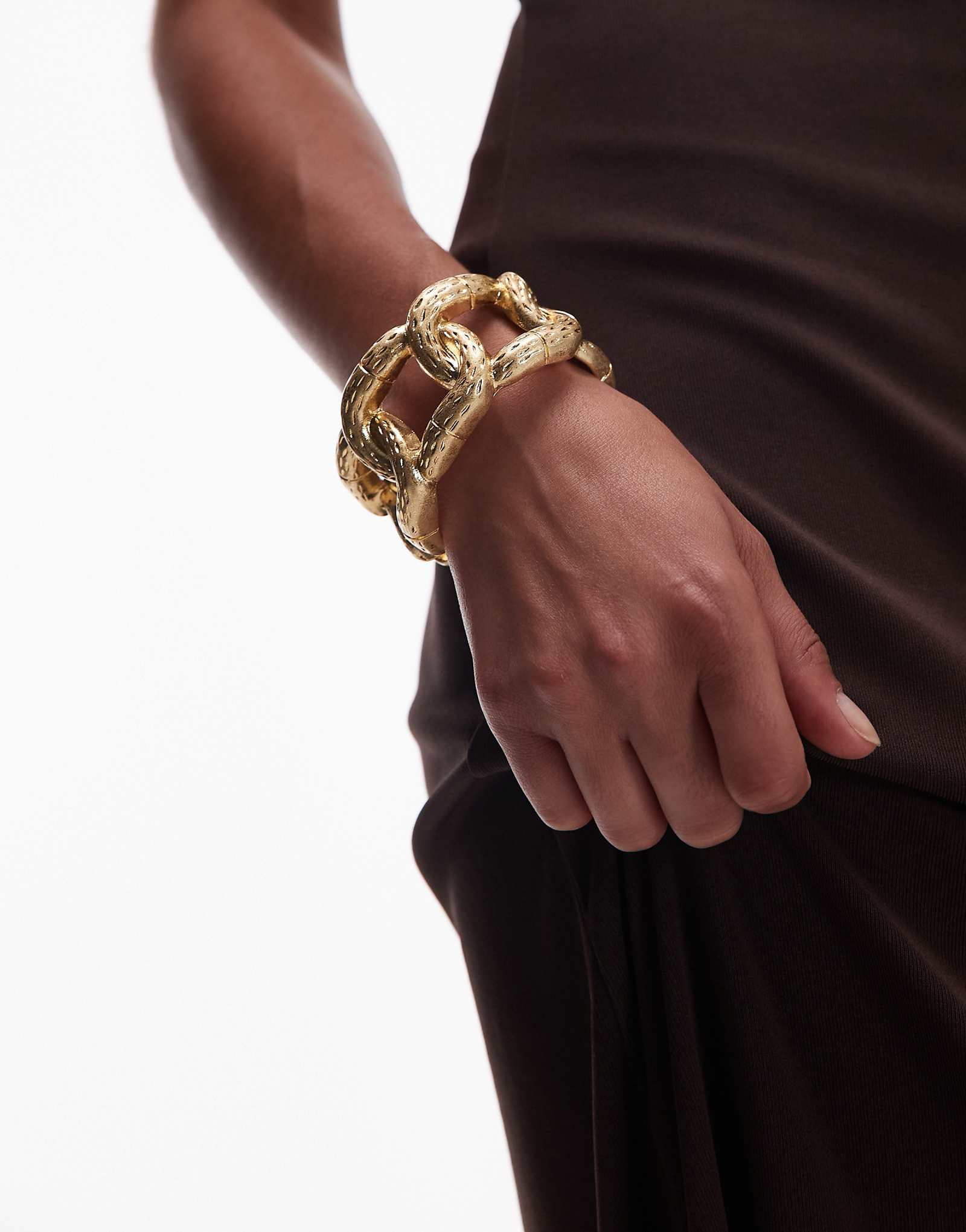 Массивный браслет-цепочка Topshop Betty золотого цвета