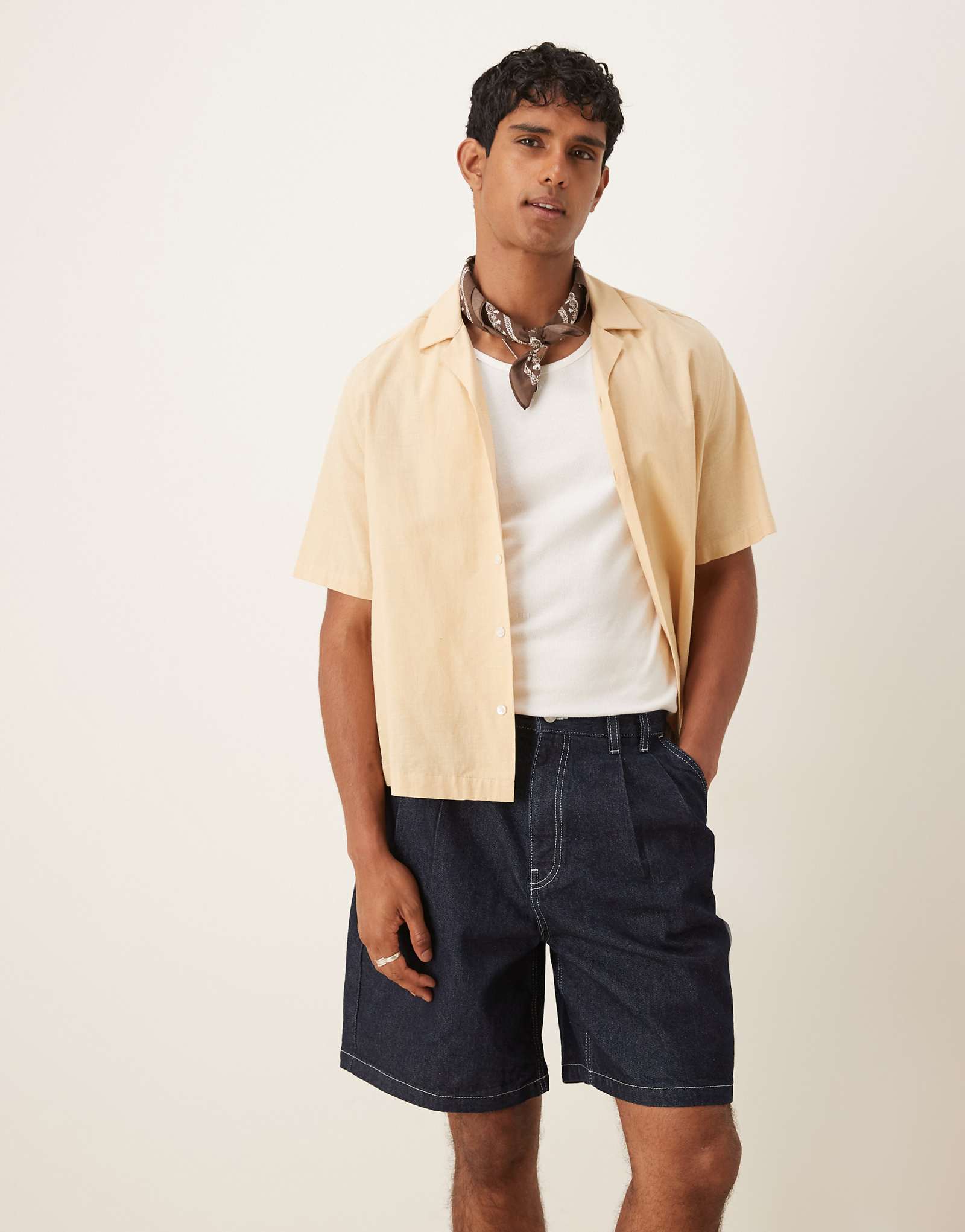 Джинсовые шорты средней длины с двойными складками от ASOS DESIGN из необработанной ткани 7290₽