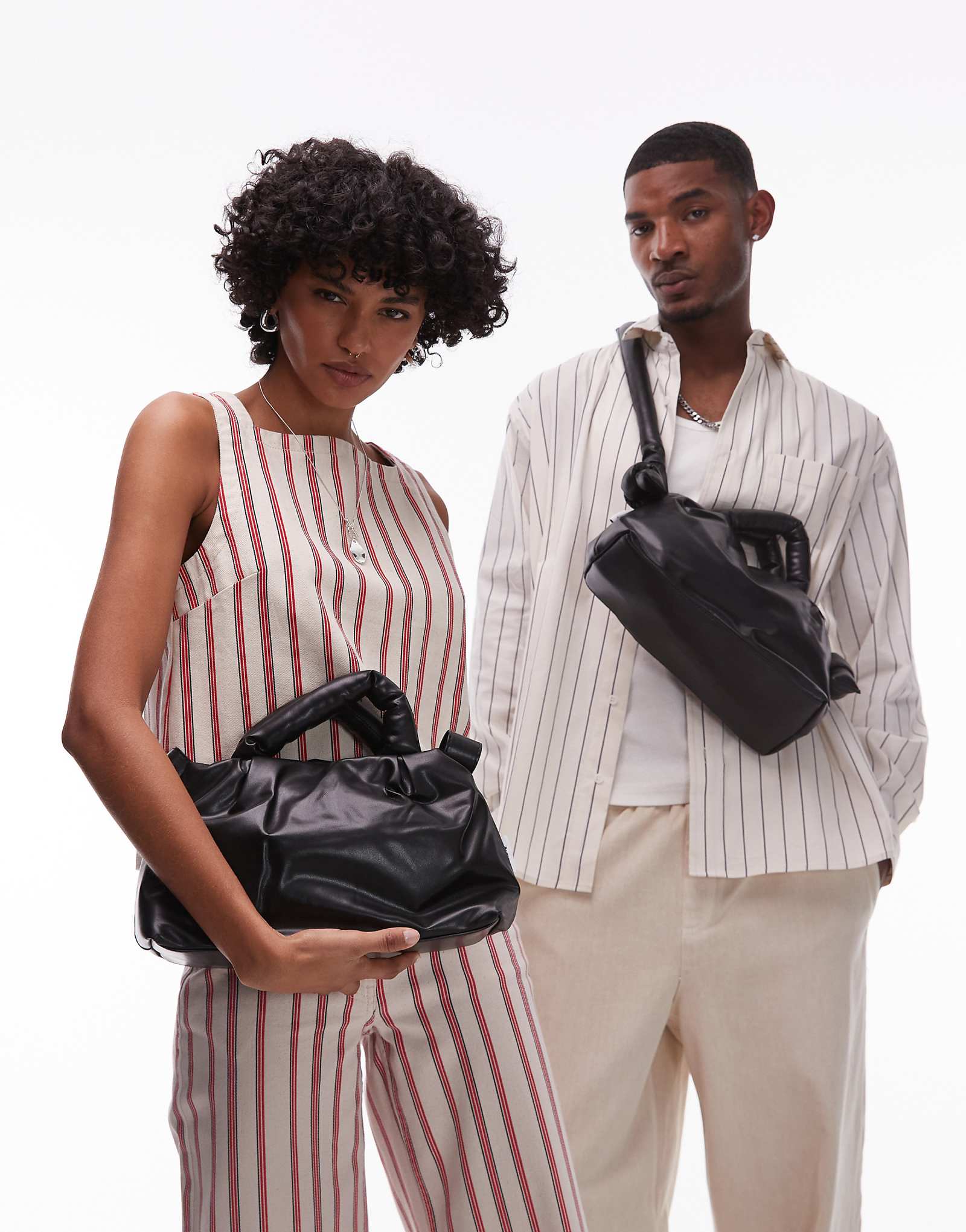 Многофункциональная сумка OLEND Ona mini из кожи через плечо черного цвета