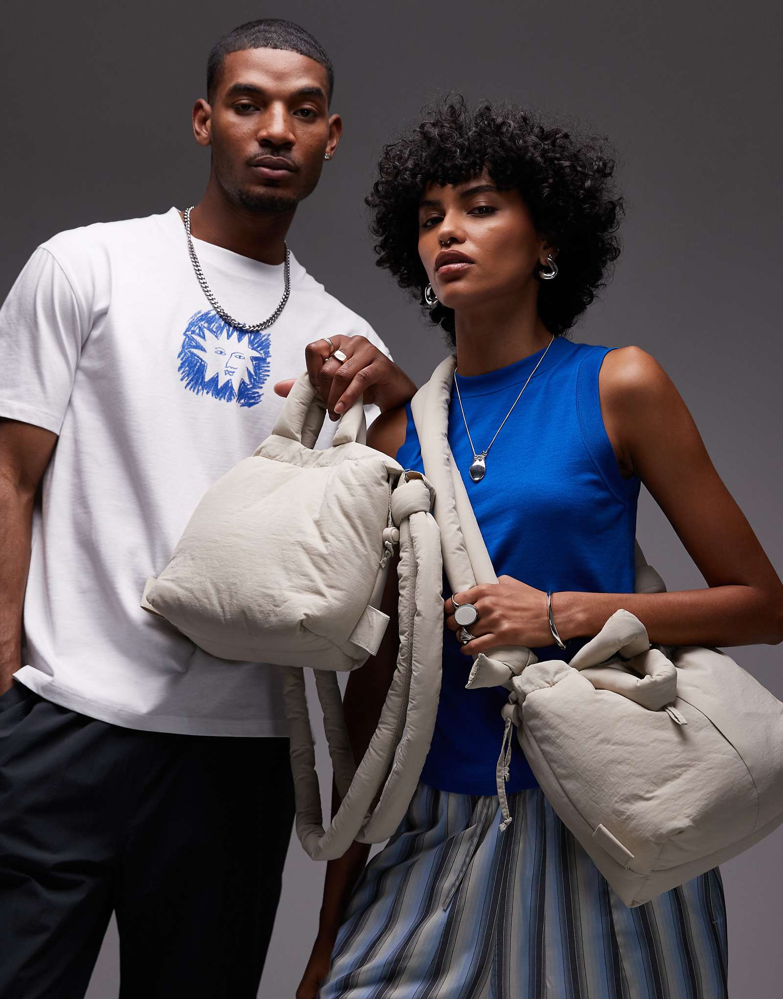 Многофункциональная сумка OLEND compact ona из мягкого нейлона через плечо песочного цвета