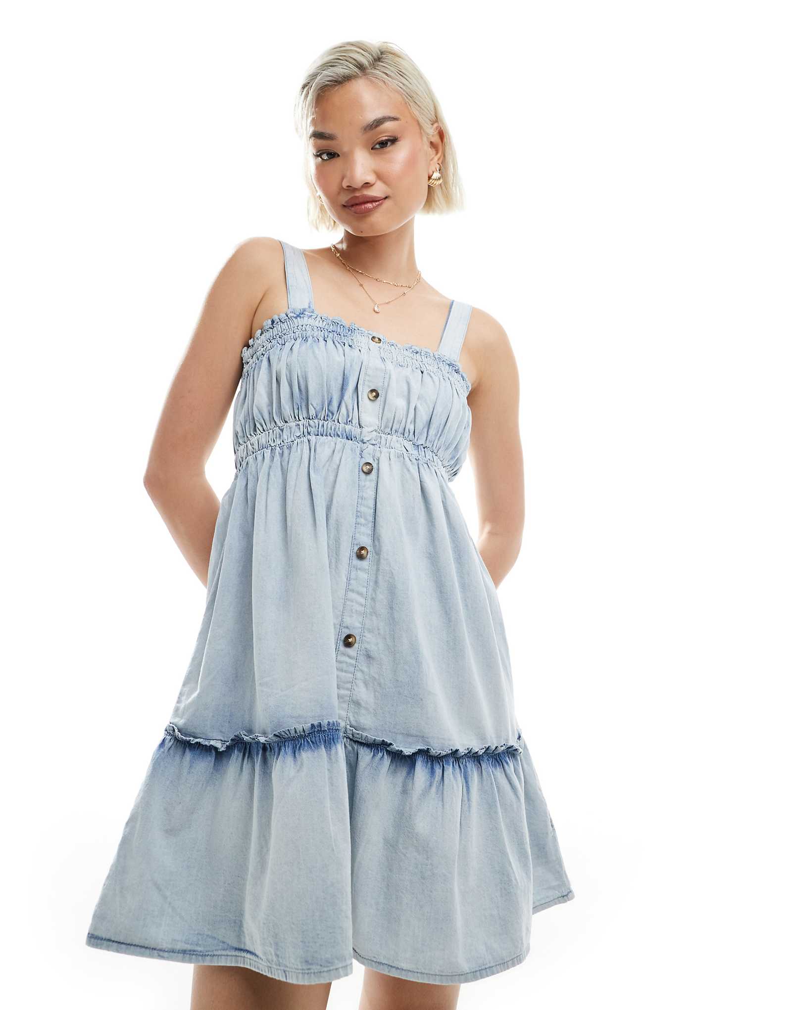 Мини-платье из шамбре с рюшами Miss Selfridge светло-голубого цвета 3190₽