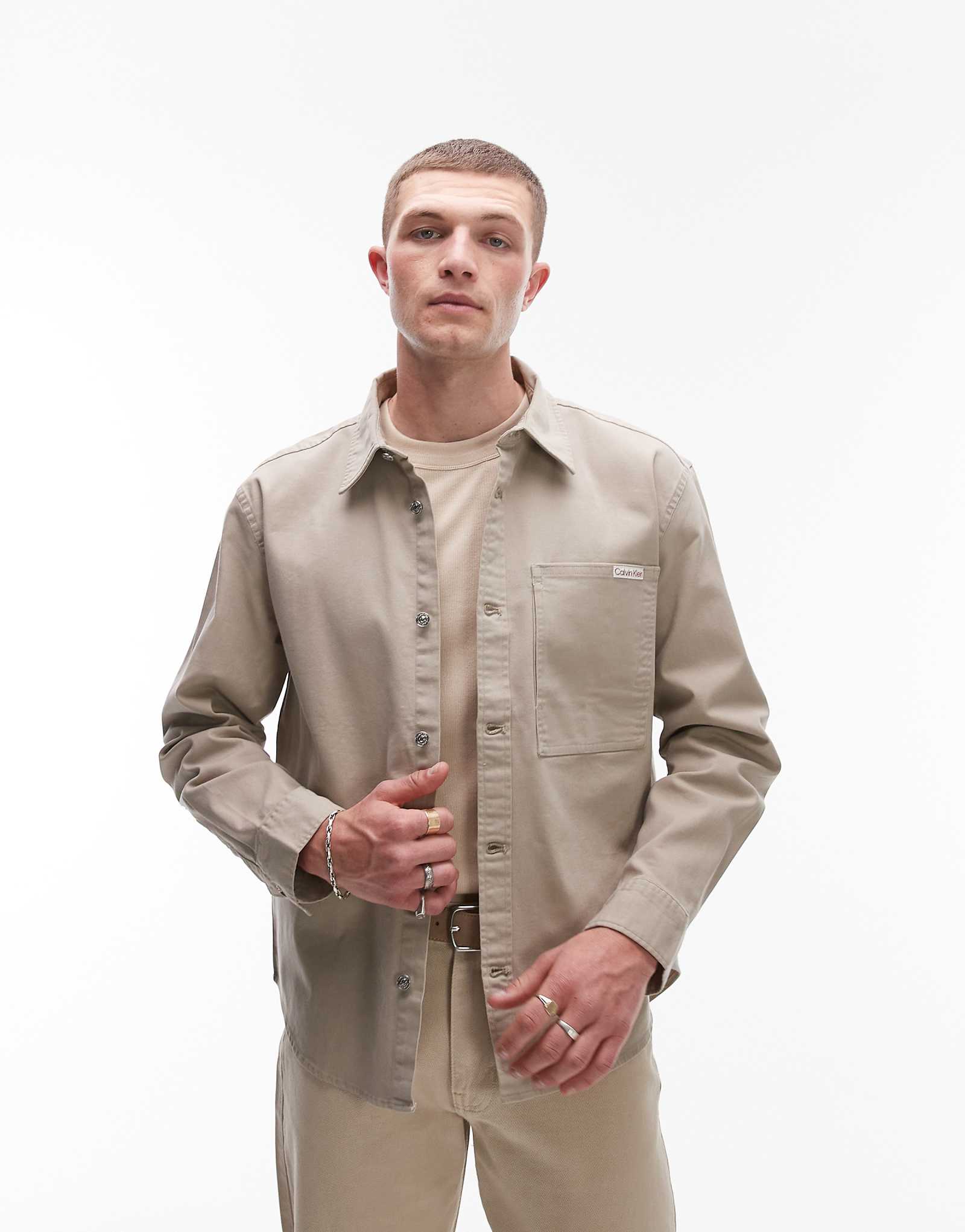 Хлопчатобумажная холщовая рубашка с длинным рукавом Calvin Klein Jeans бежевого цвета