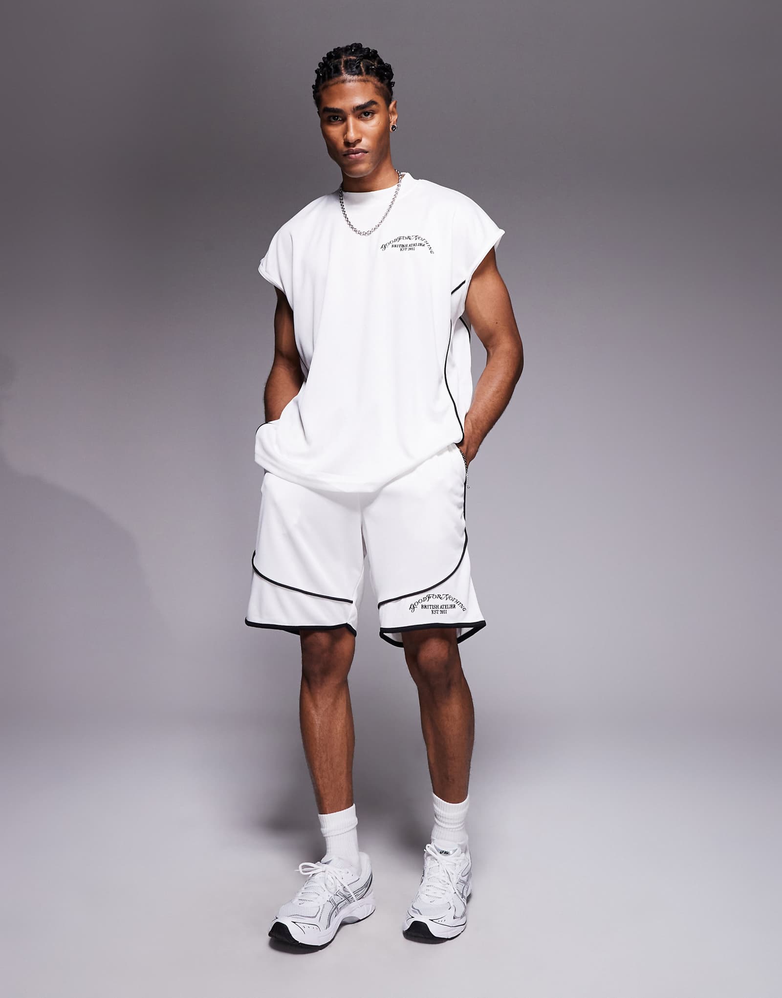 Шорты из сетчатой ткани Good For Nothing resort бежевого цвета с черной окантовкой - часть комплекта 10790₽