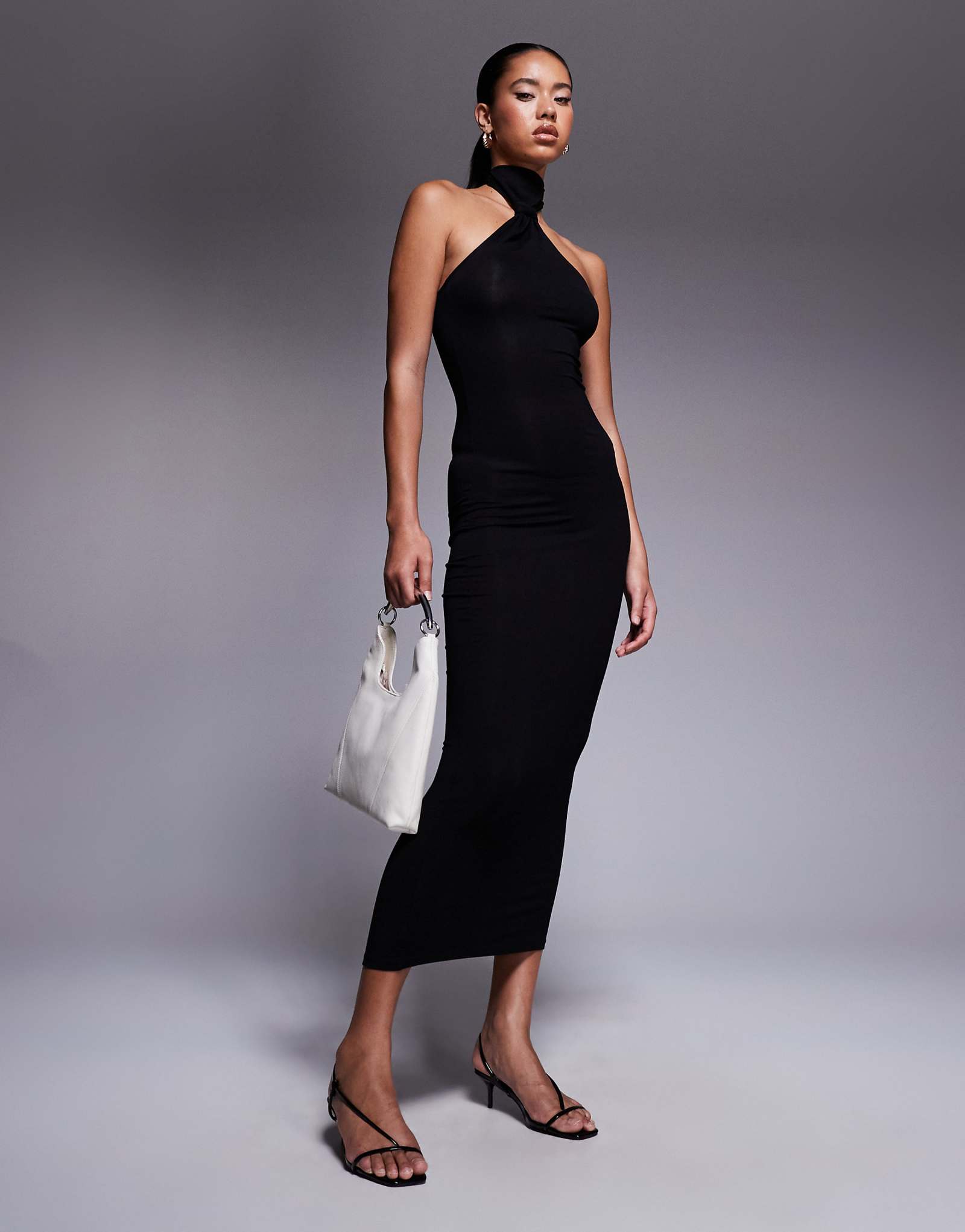 Асимметричное миди-платье с узлом и высоким вырезом от ASOS DESIGN черного цвета 8190₽