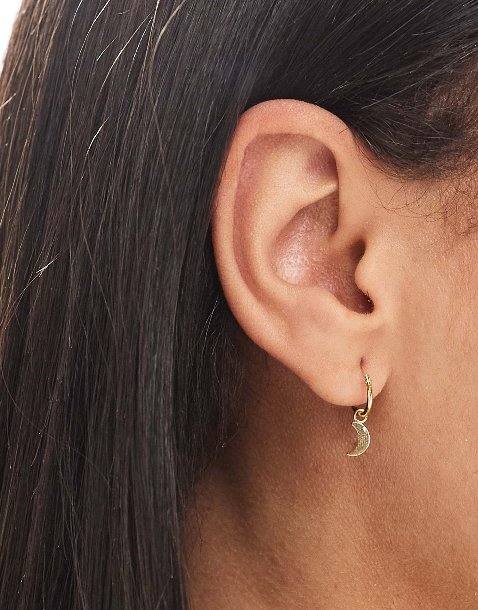 Серьги-кольца Kingsley Ryan с позолоченным шармом в виде звезды 4290₽