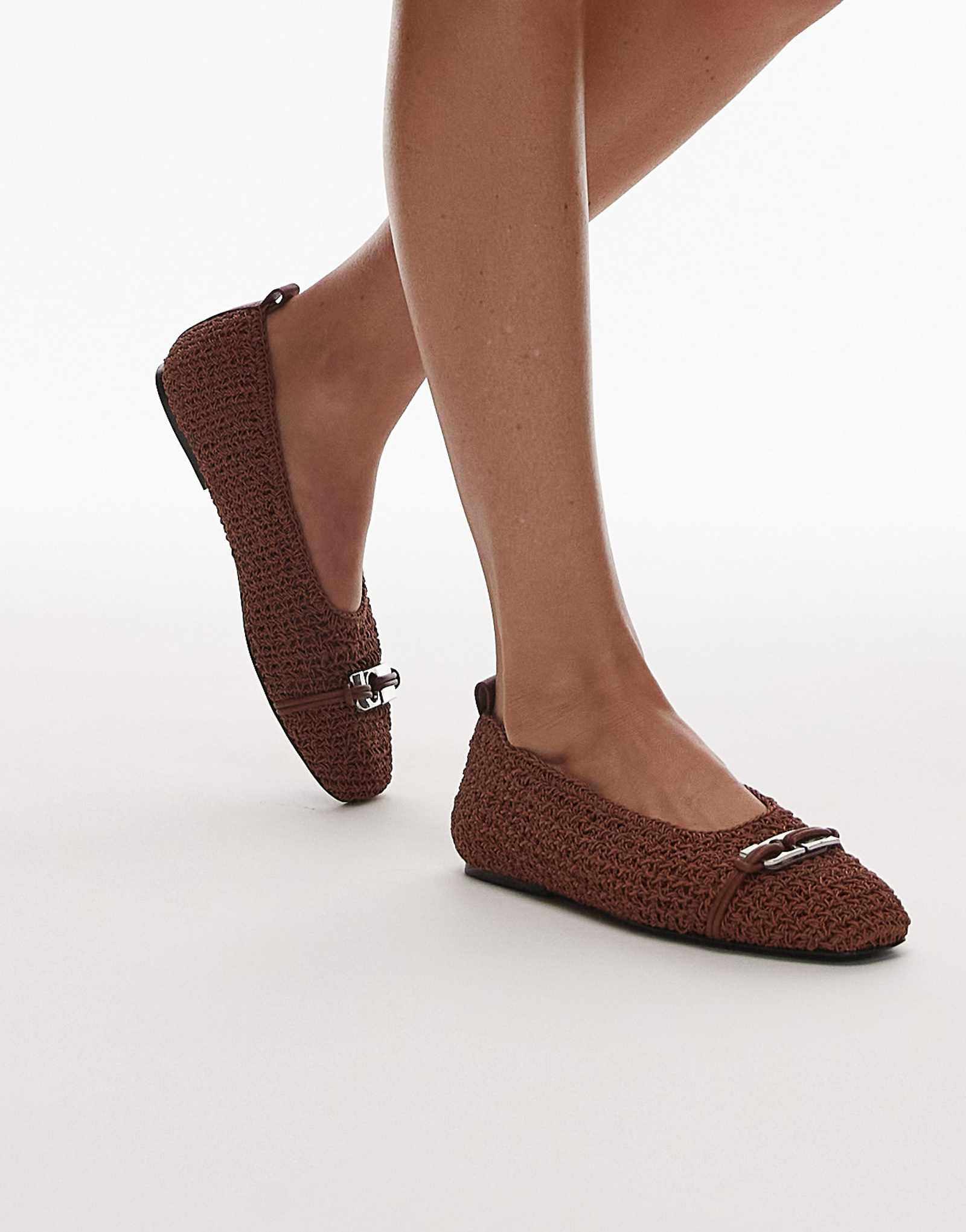 Коричневые туфли-балетки на плоской подошве для балерины Laagam maui 59790₽