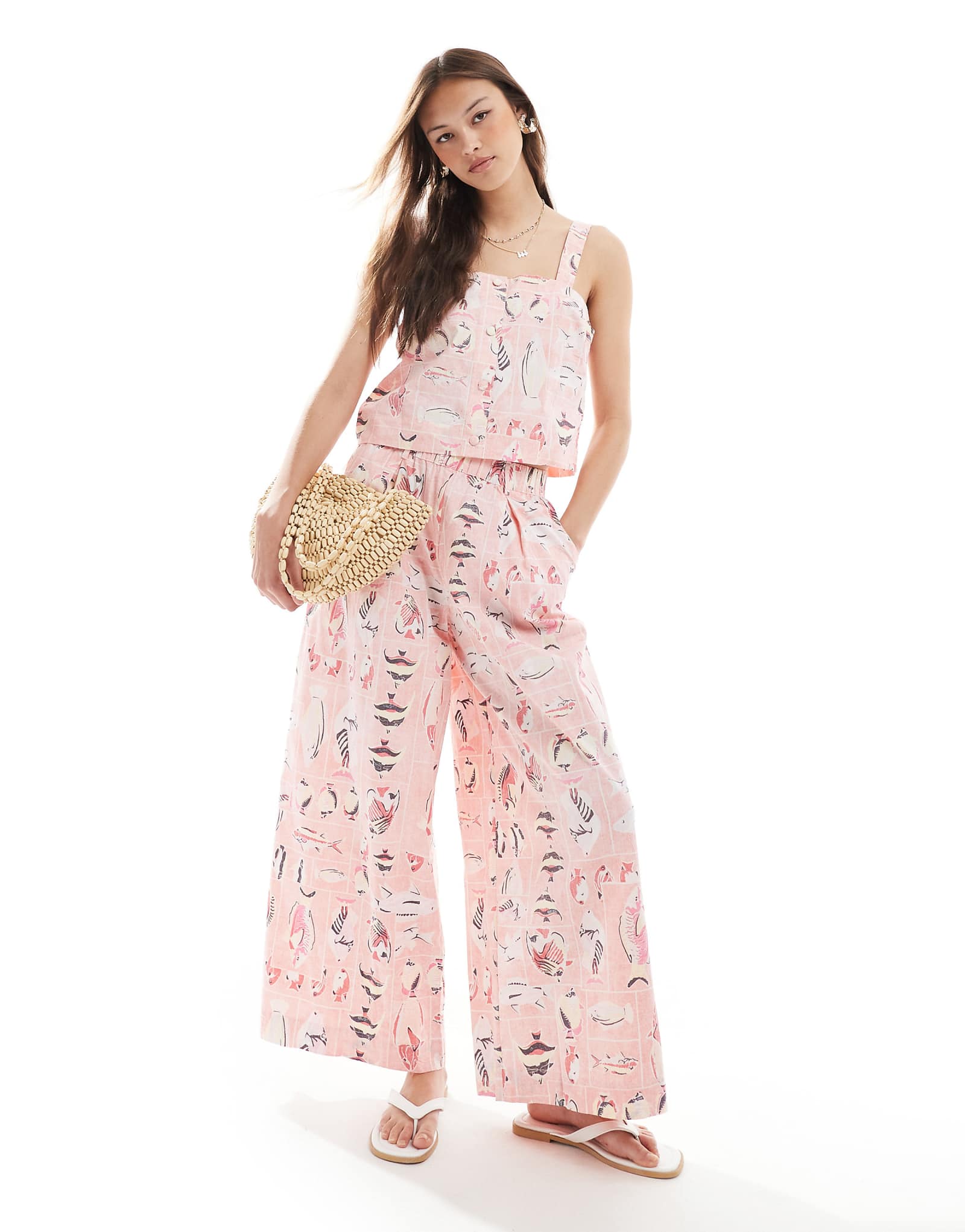 Винтажные хлопчатобумажные брюки Object vintage wash с широкими штанинами и принтом в виде розовых рыбок - часть комплекта