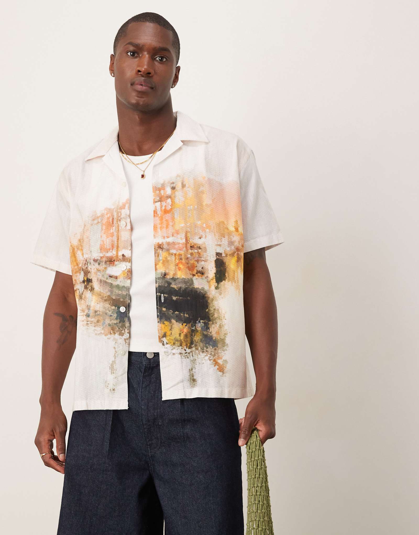 Рубашка с воротником-стойкой Selected Homme camp с копенгагенским художественным принтом