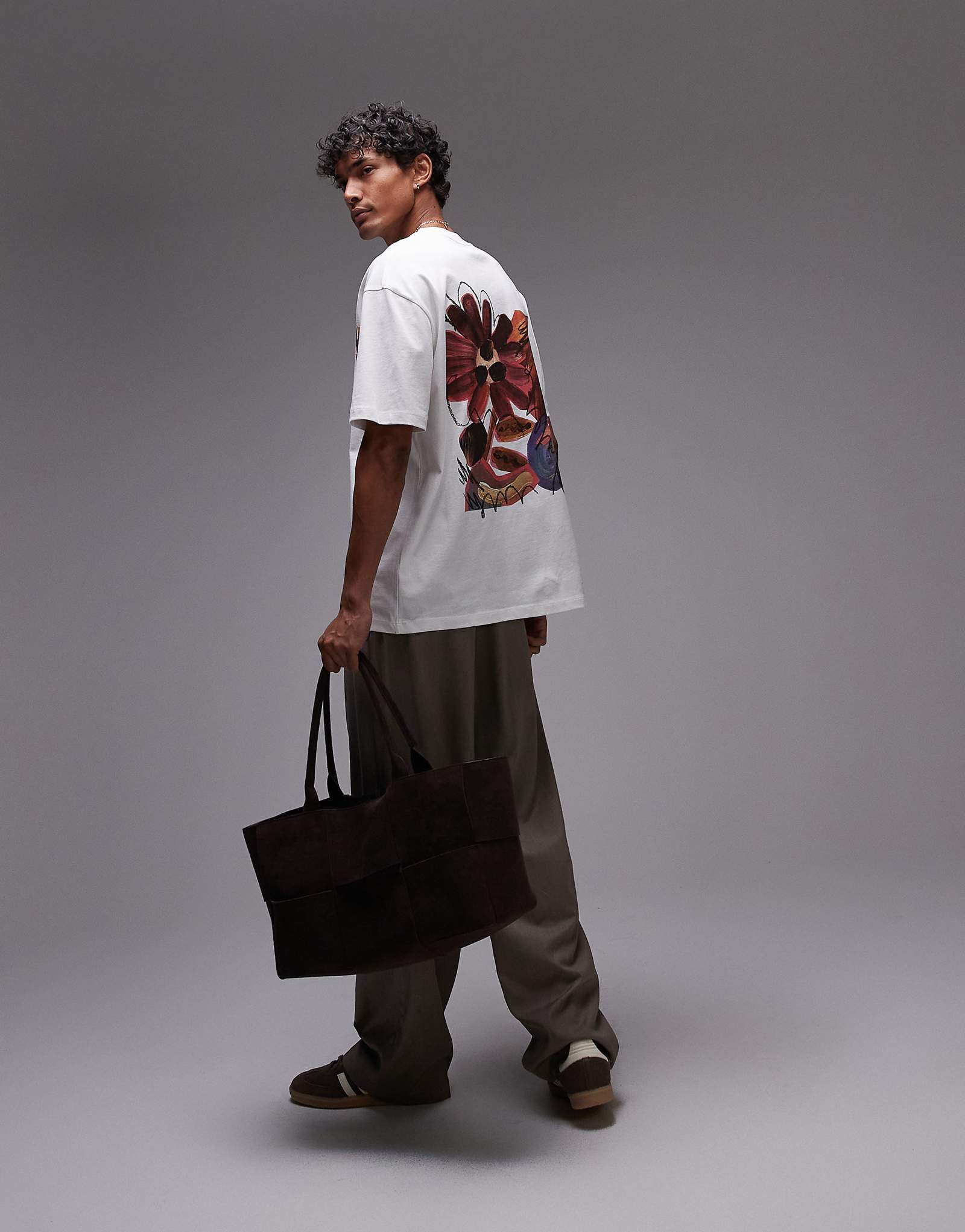 Футболка Topman oversize fit с принтом в виде коллажа спереди и сзади белого цвета 8190₽