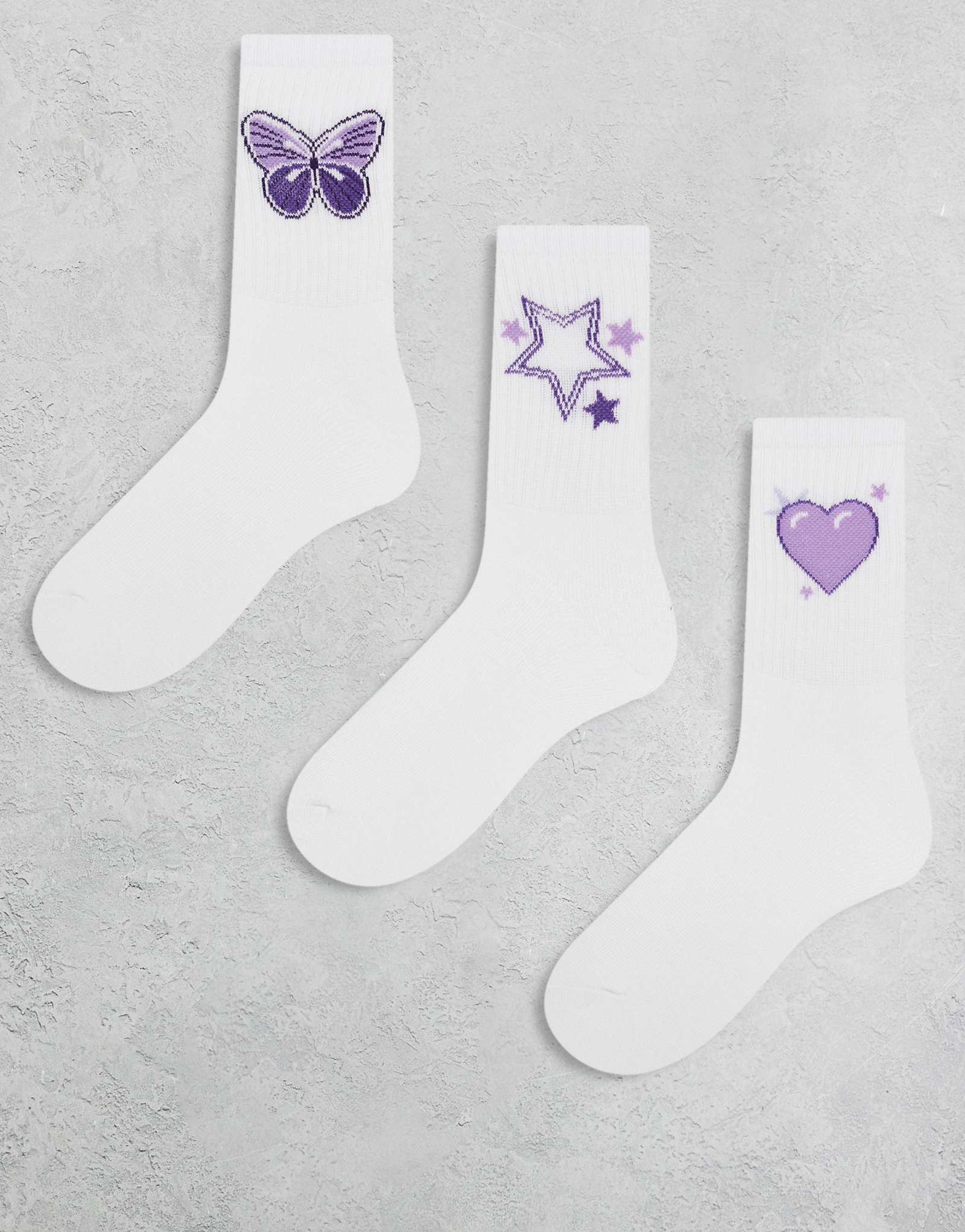 Комплект из 3 штук-фиолетовые носки с вышивкой на лодыжках белого цвета 4490₽